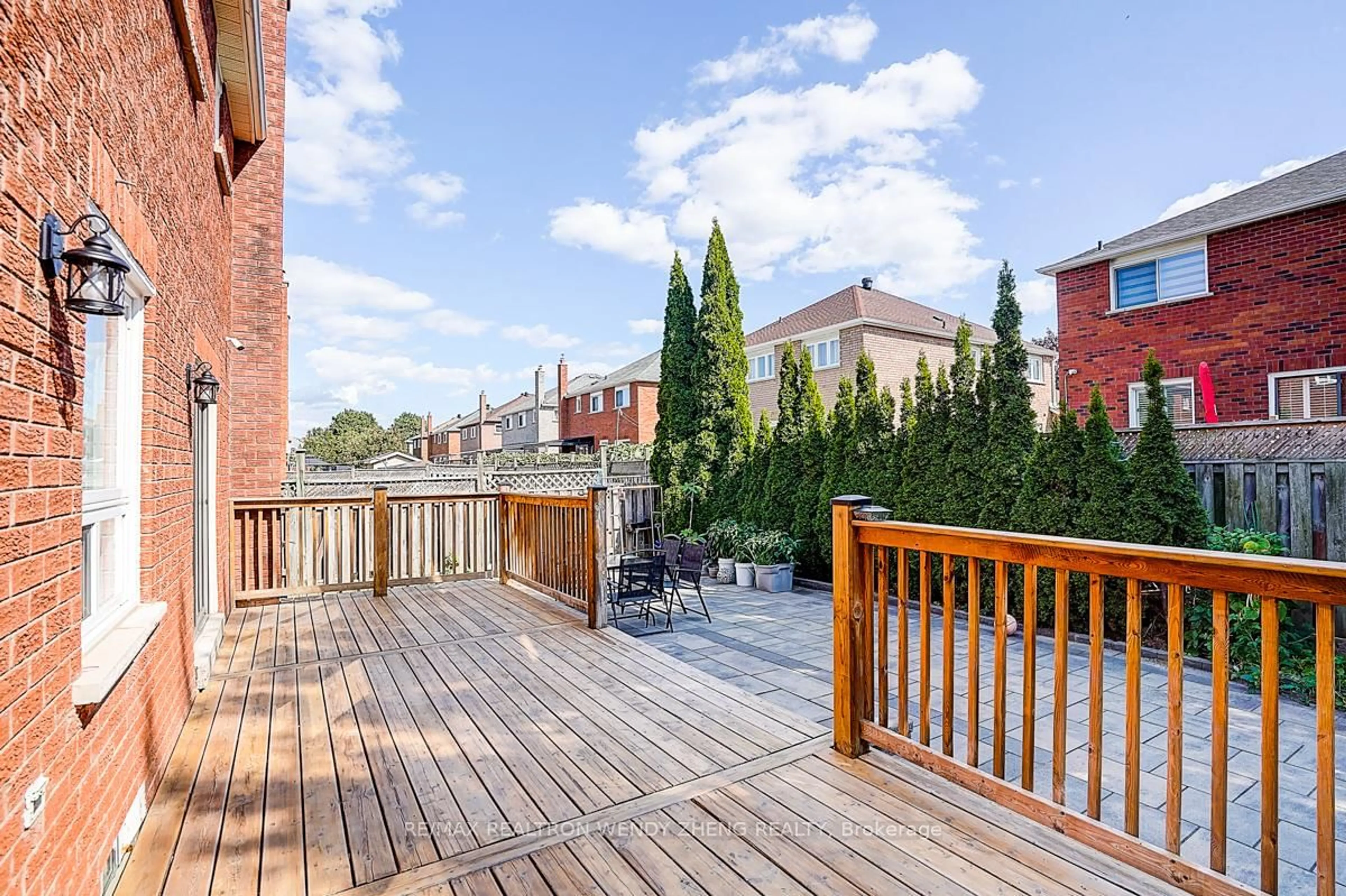 Patio, city buildings view from balcony for 31 Durant Cres, Markham Ontario L3S 3A3