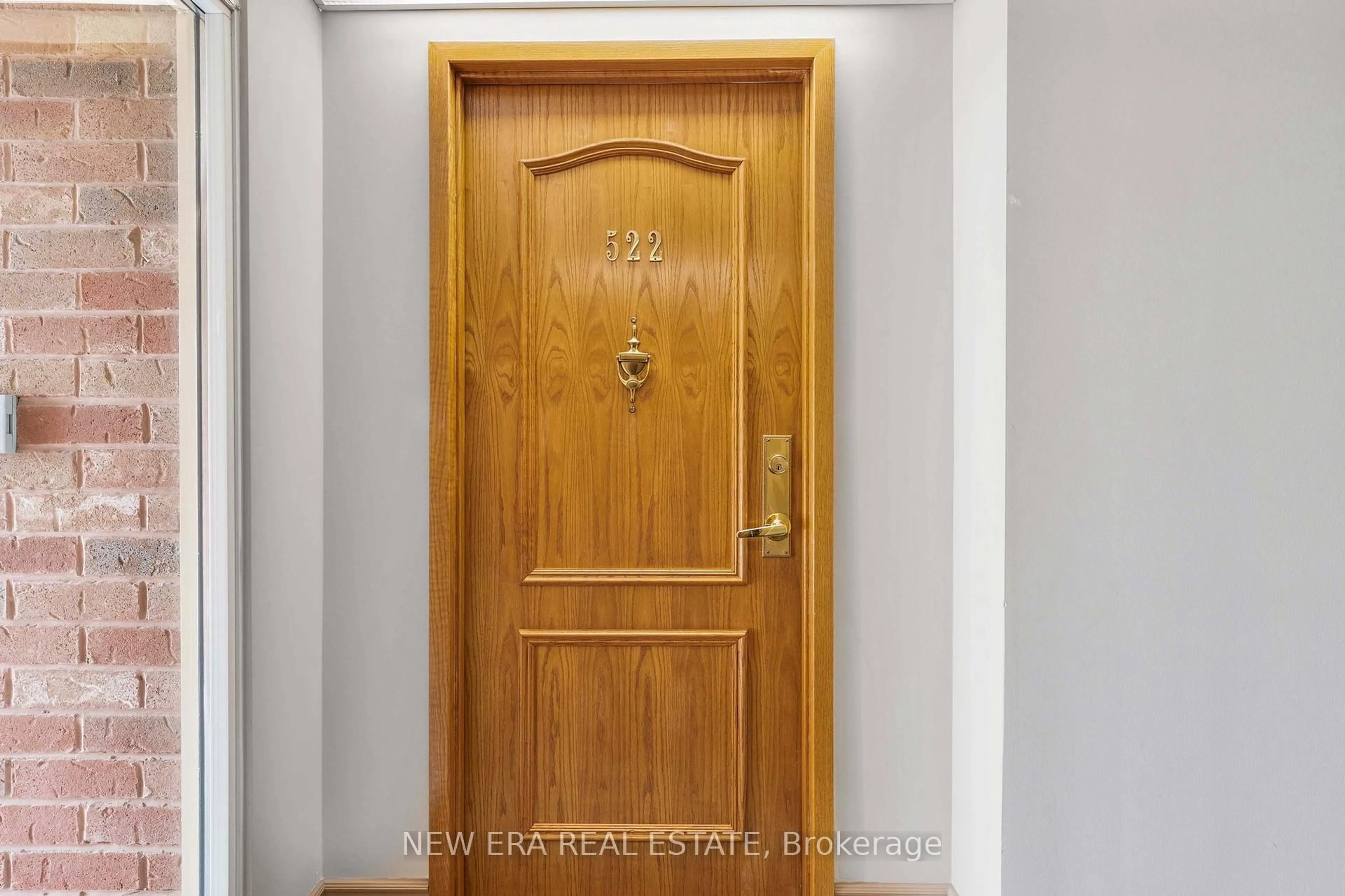 Indoor entryway for 7373 Martin Grove Rd #522, Vaughan Ontario L4L 9K1