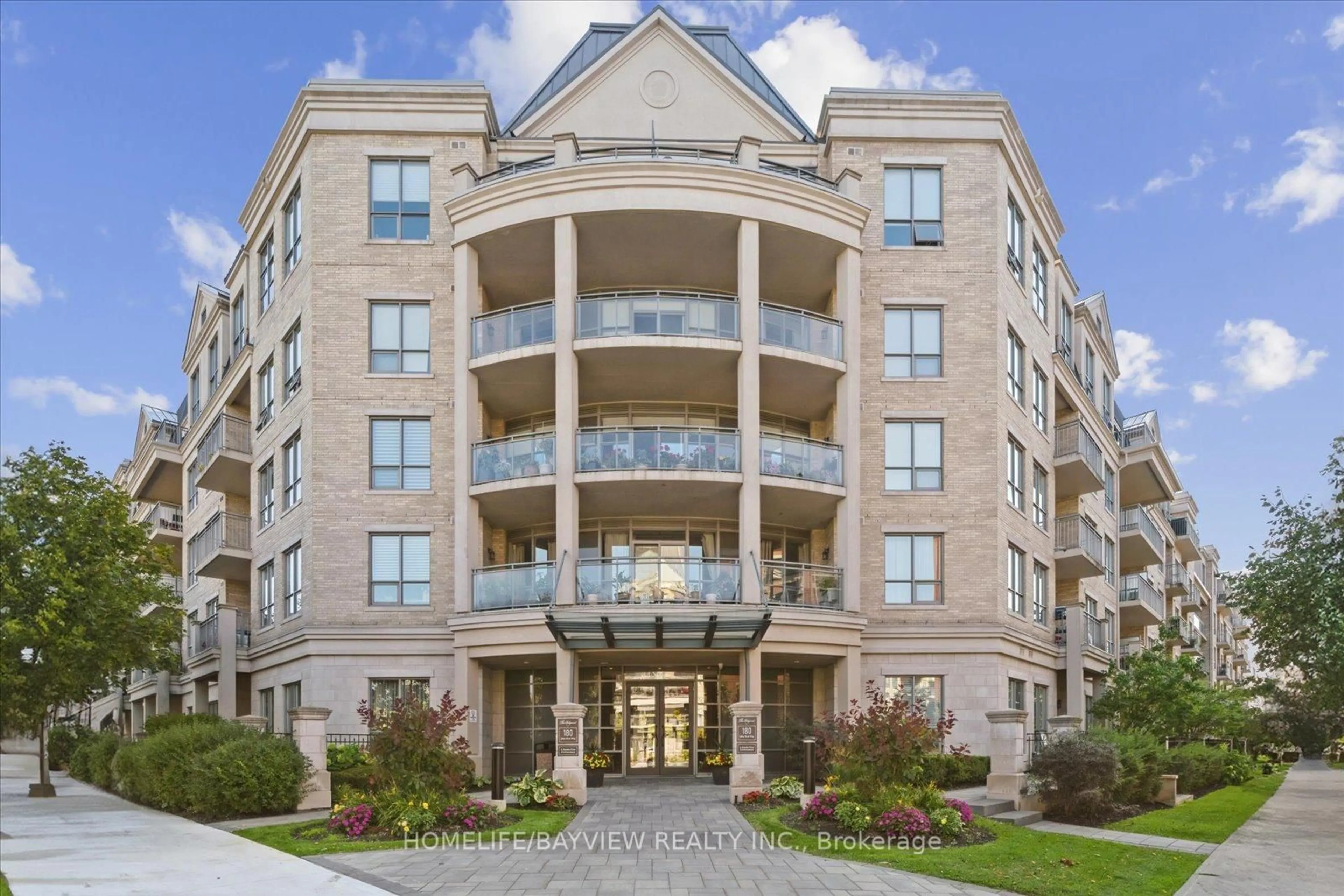Unknown for 180 John Way #421, Aurora Ontario L4G 0R3
