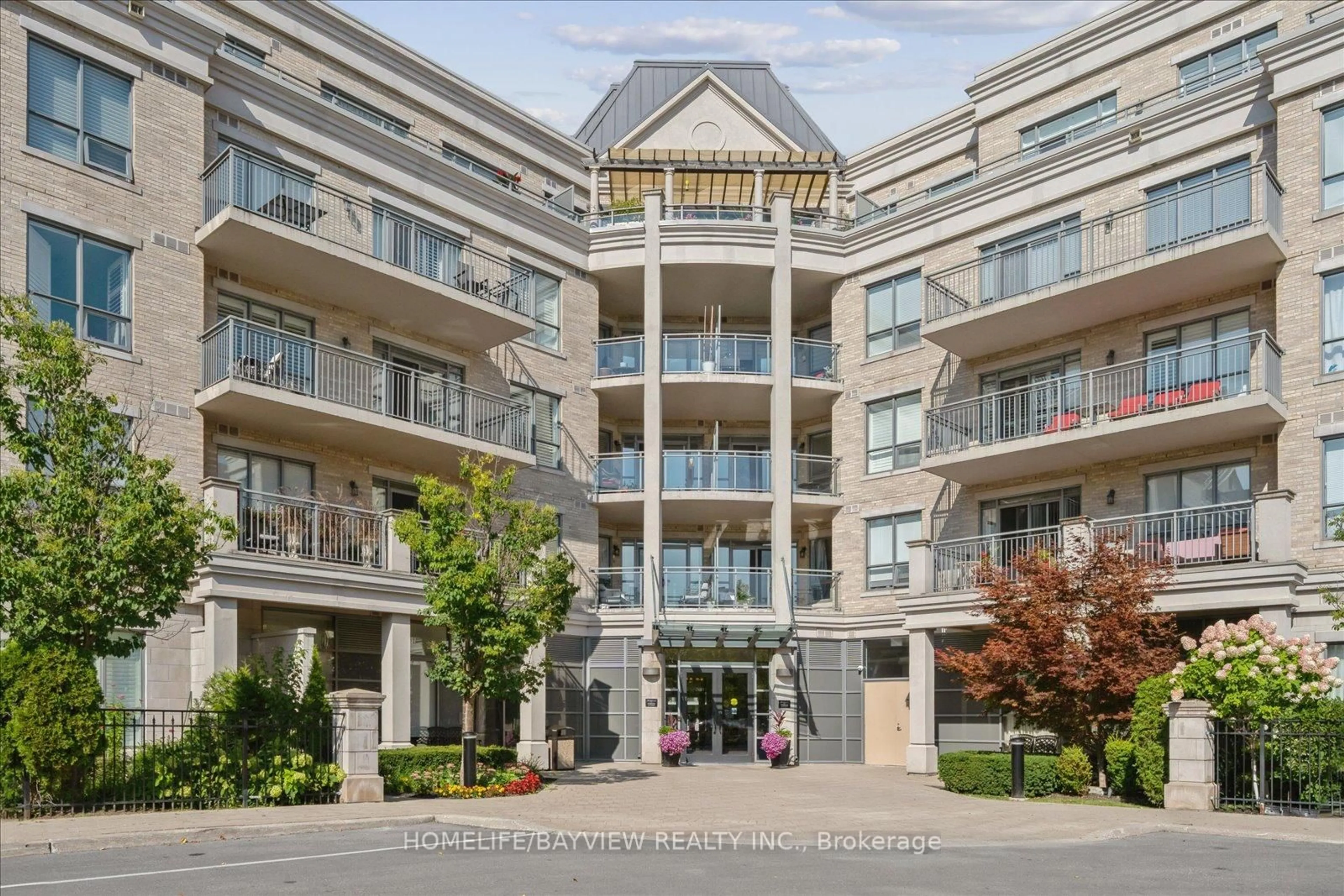 Unknown for 180 John Way #421, Aurora Ontario L4G 0R3