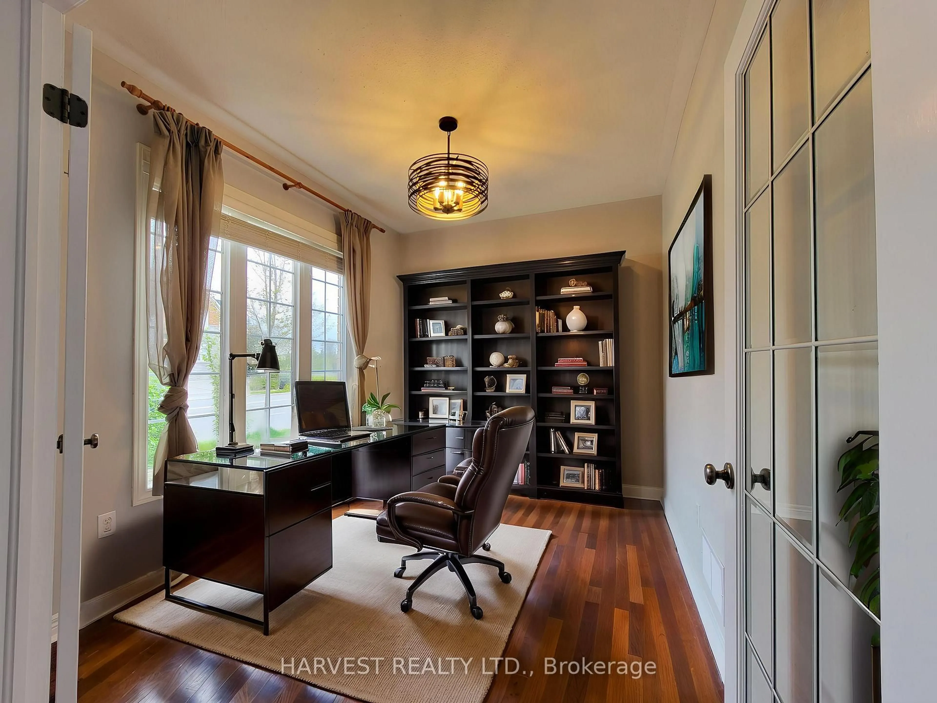 Unknown for 10 Conover Ave, Aurora Ontario L4G 7Z3