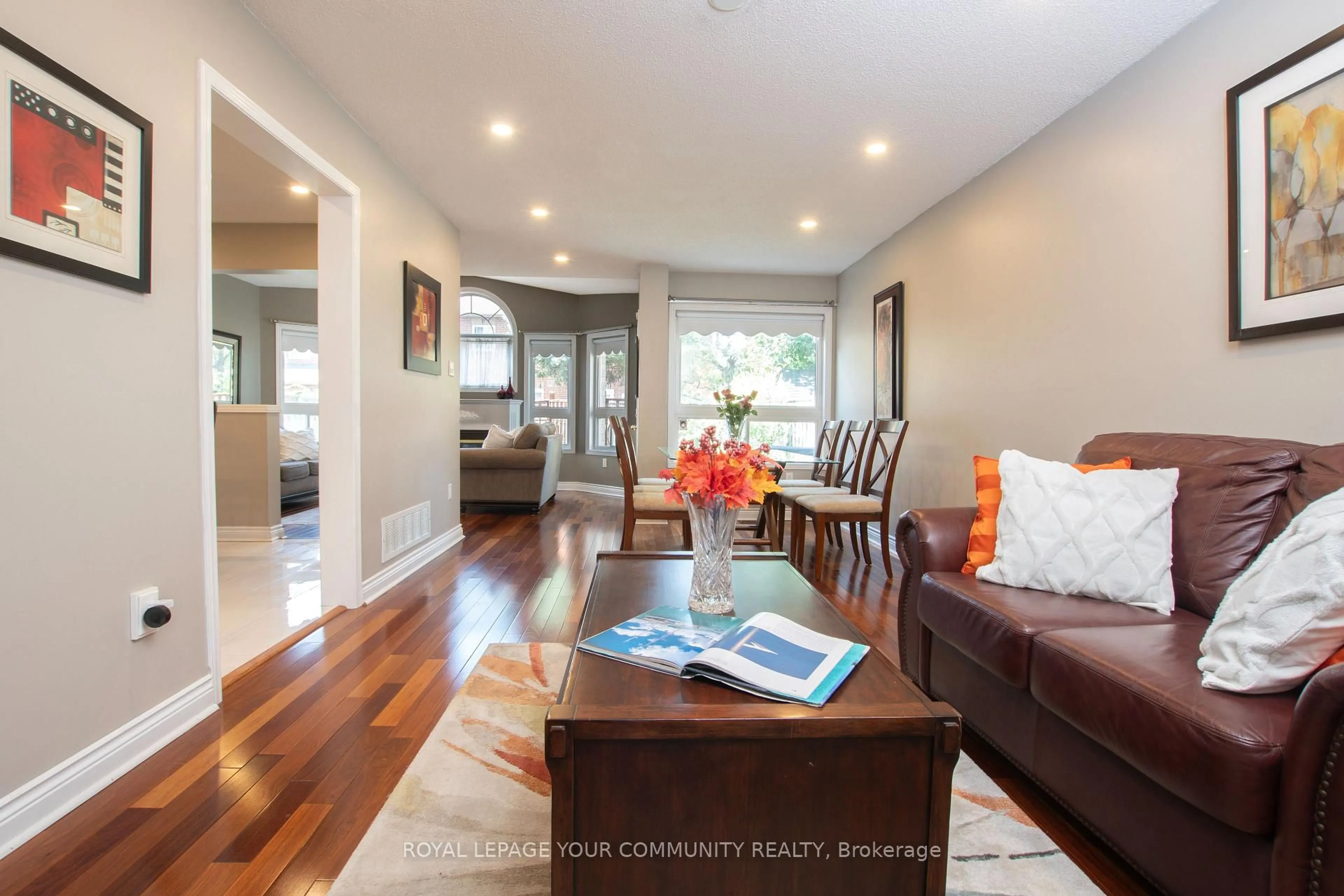 Living room with furniture, wood/laminate floor for 226 Kayla Cres, Vaughan Ontario L6A 3P3