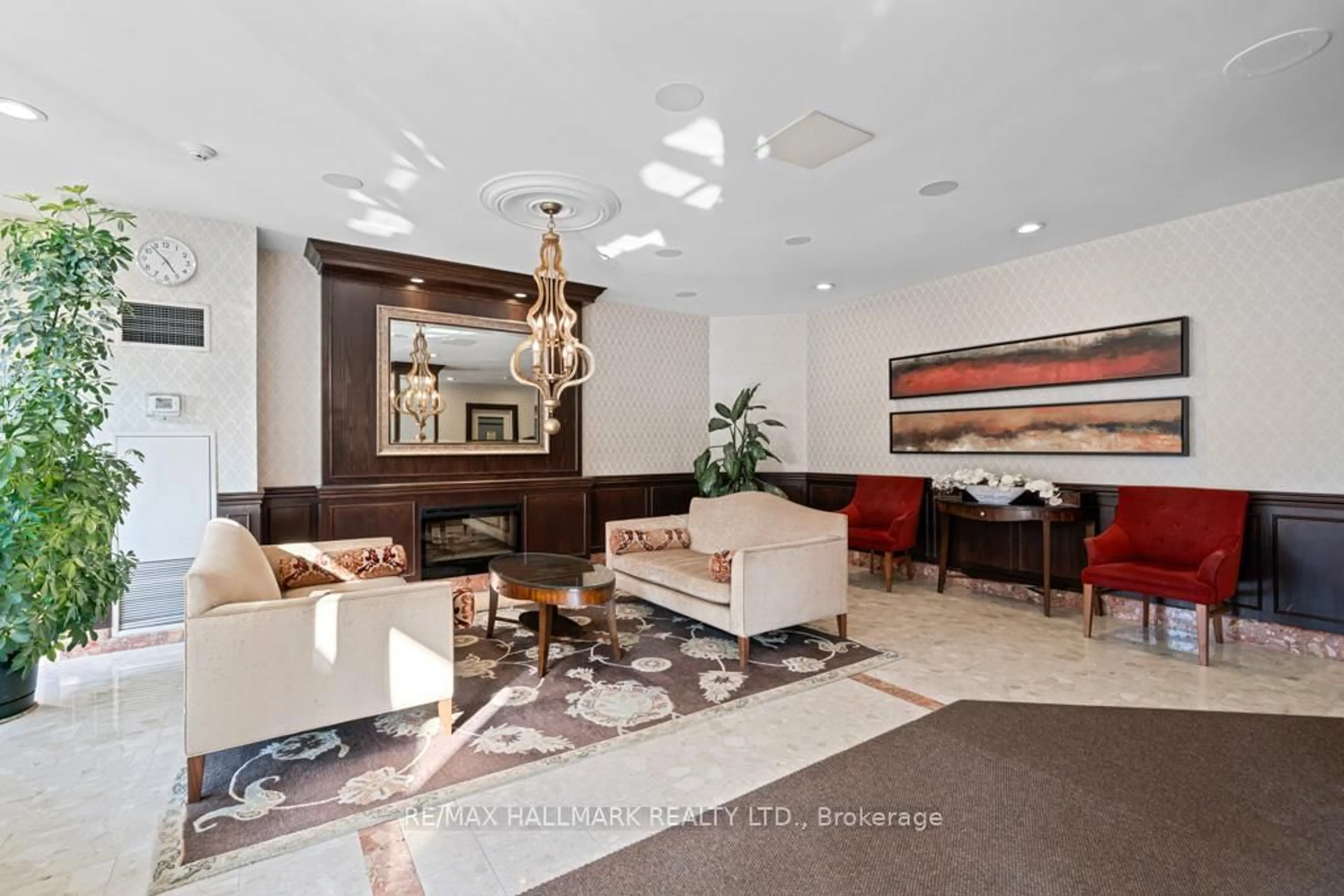 Lobby for 33 Weldrick Rd #1505, Richmond Hill Ontario L4C 8W4