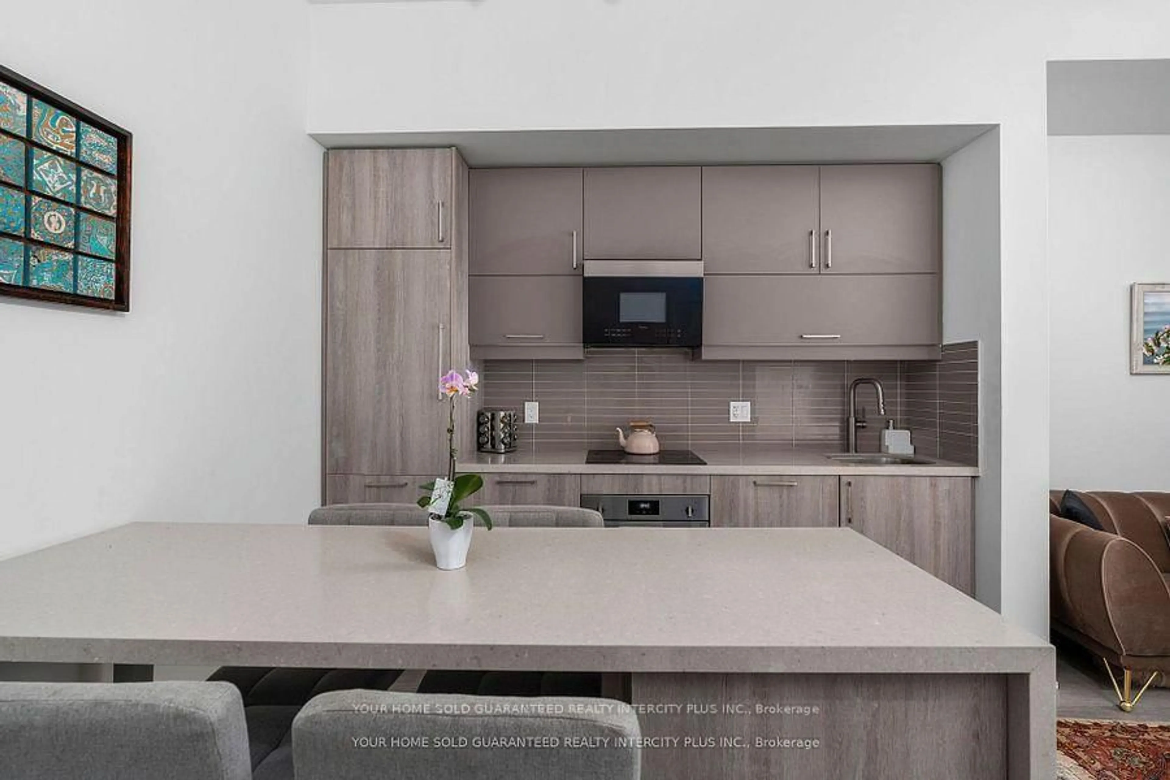 Contemporary kitchen, unknown for 8119 Birchmount Rd #1015, Markham Ontario L9N 1N3