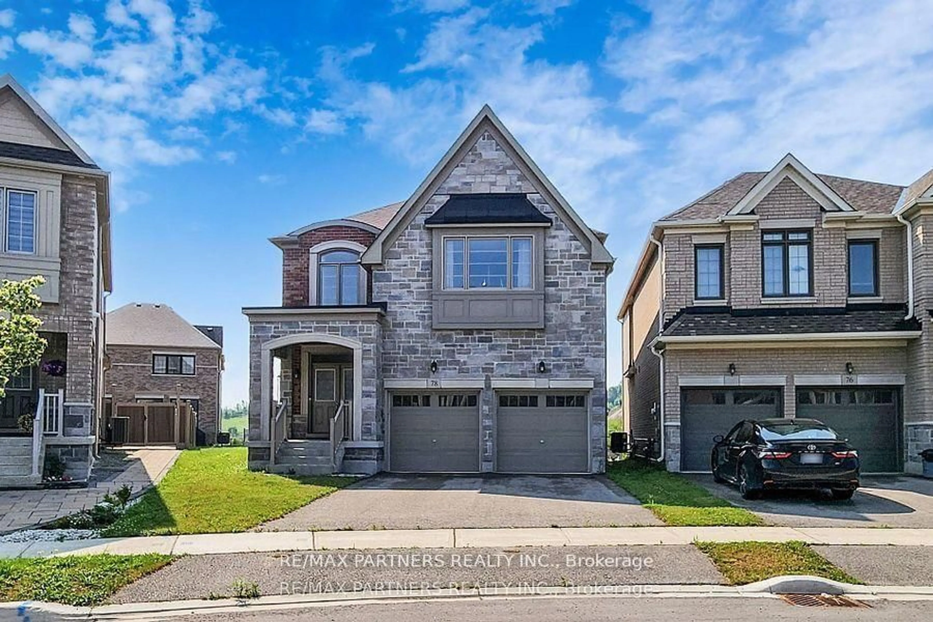 Home with brick exterior material, street for 78 Telsa Cres, East Gwillimbury Ontario L9N 0T3