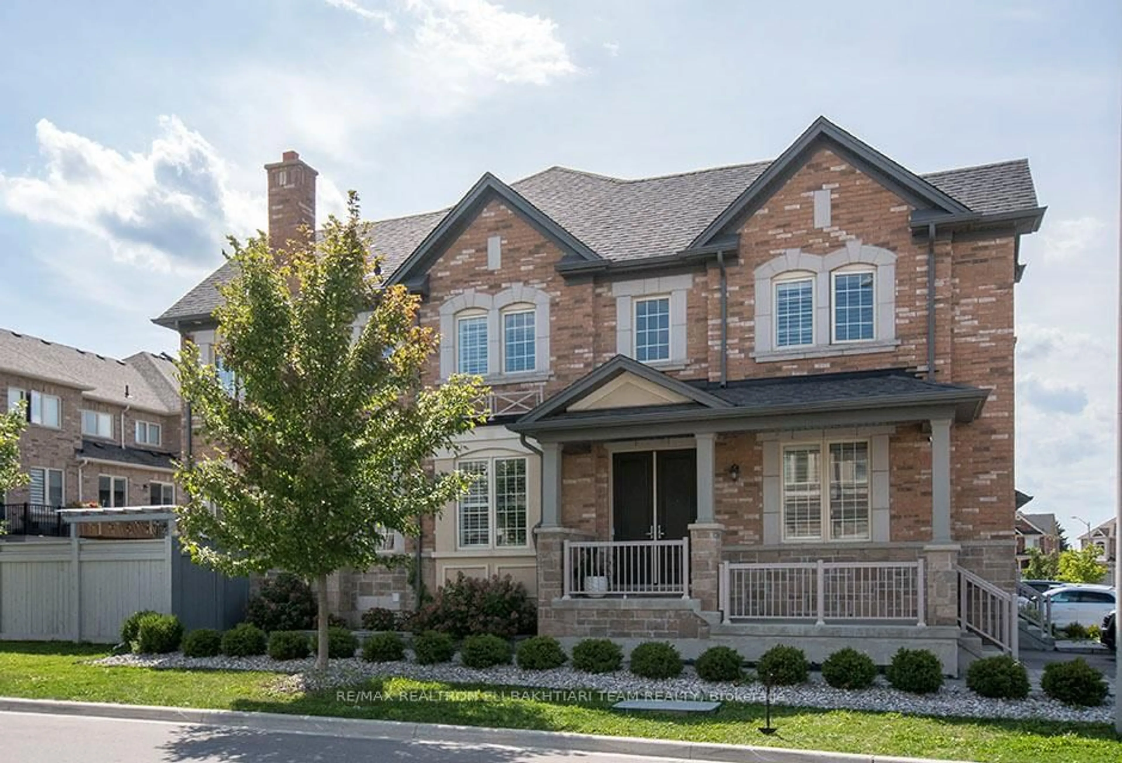 Home with brick exterior material, street for 43 Drizzel Cres, Richmond Hill Ontario L4E 1G8