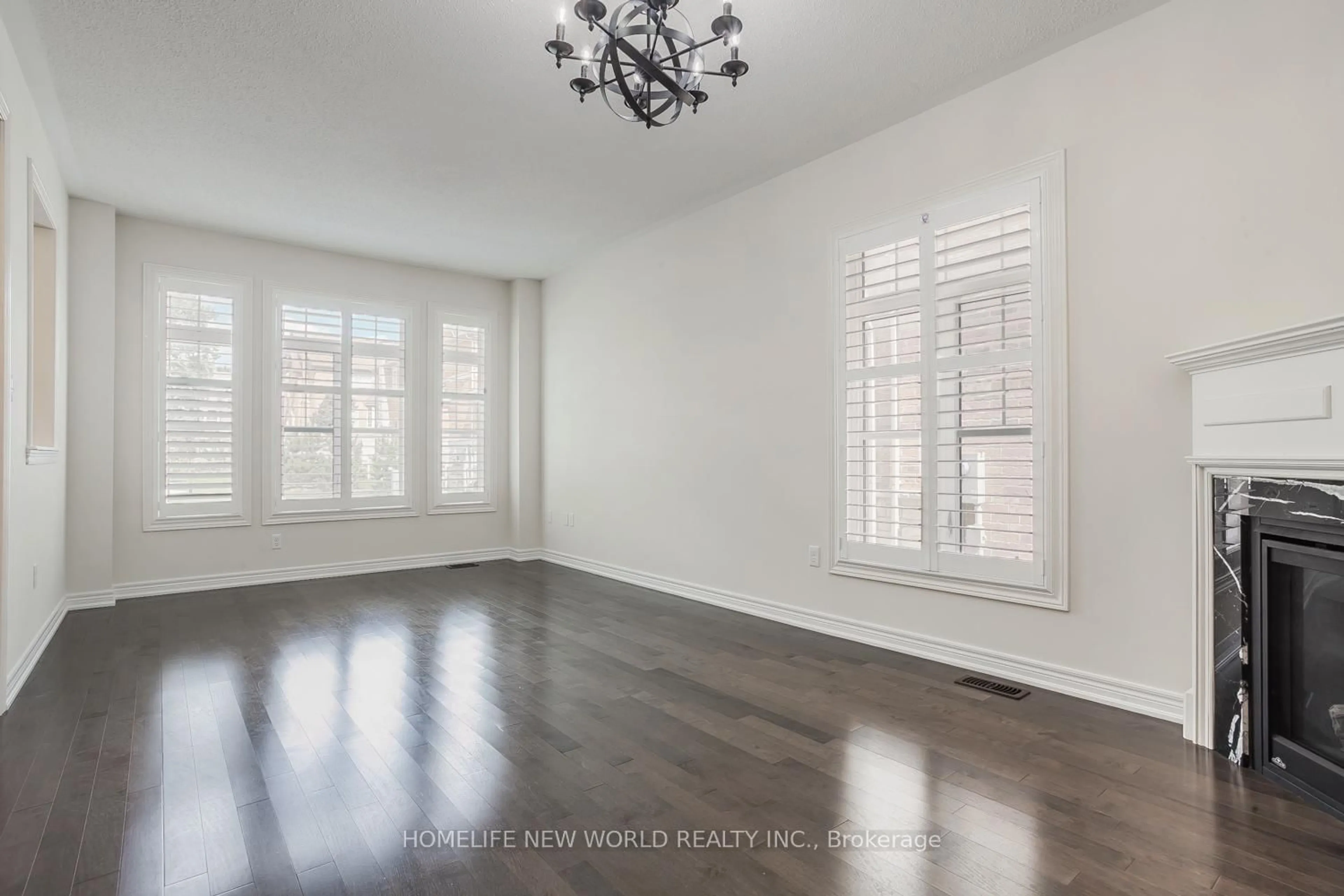 A pic of a room for 39 Cherna Ave, Markham Ontario L6C 0X5