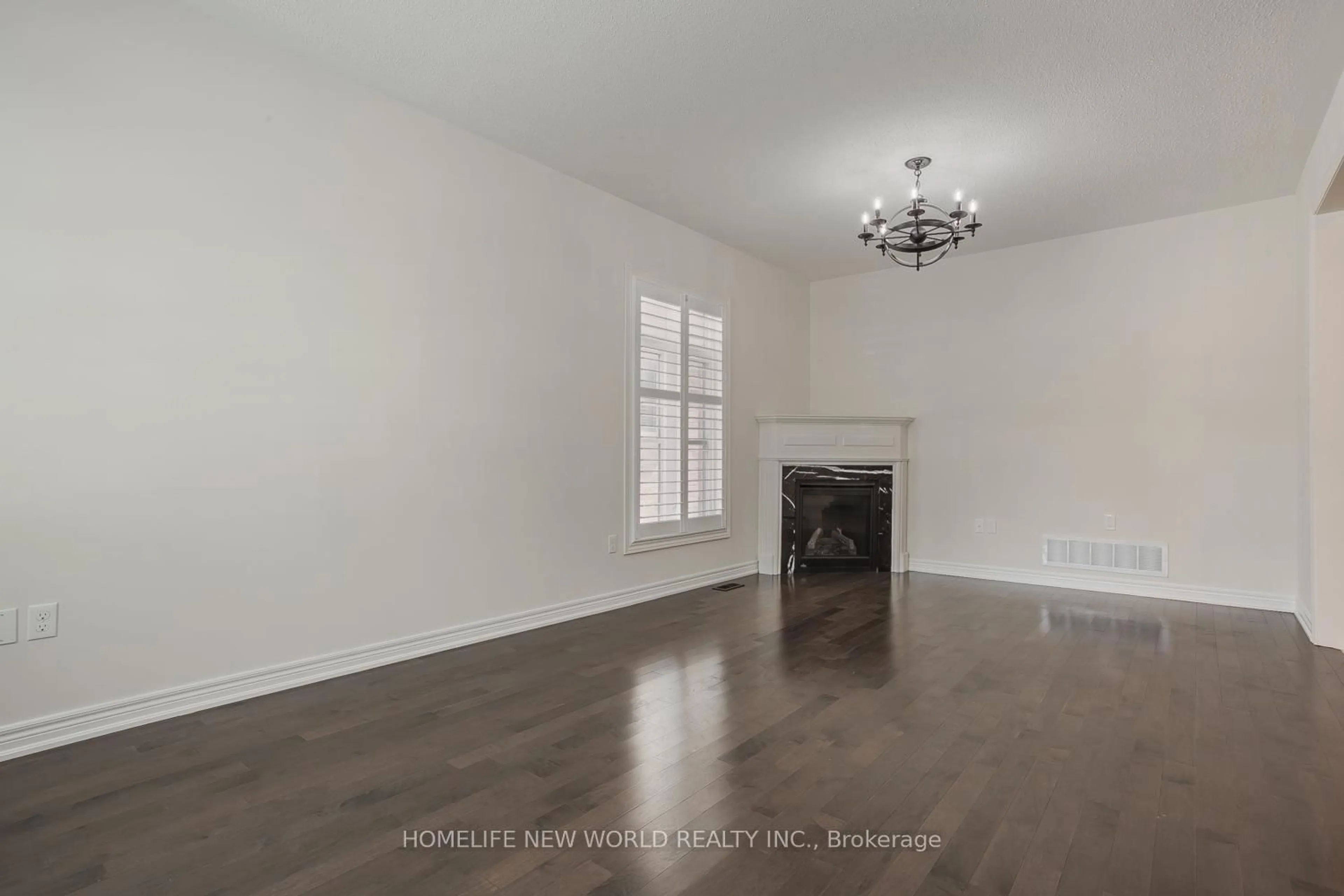 A pic of a room for 39 Cherna Ave, Markham Ontario L6C 0X5