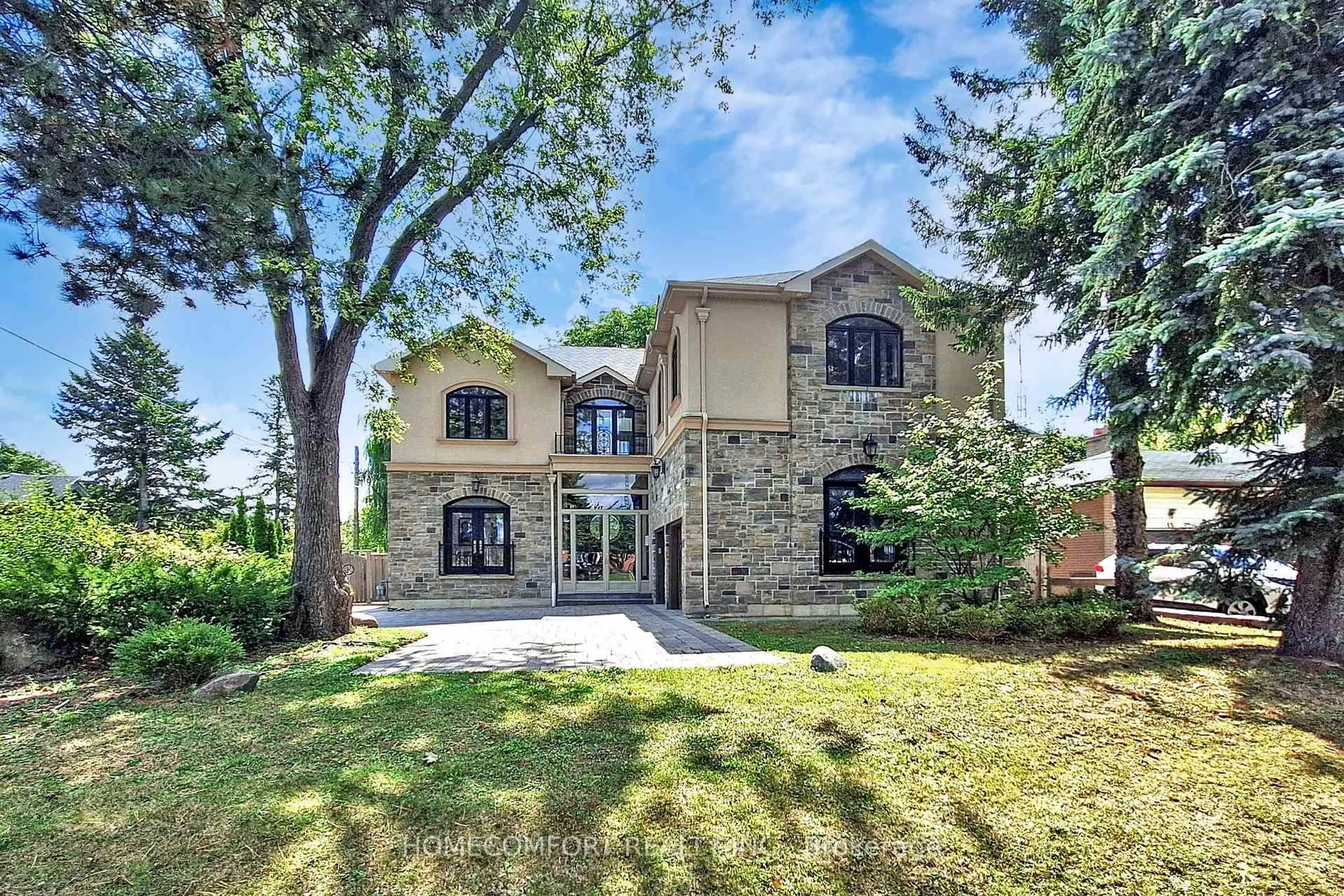 Home with brick exterior material, unknown for 11 Abercorn Rd, Markham Ontario L3P 1V5