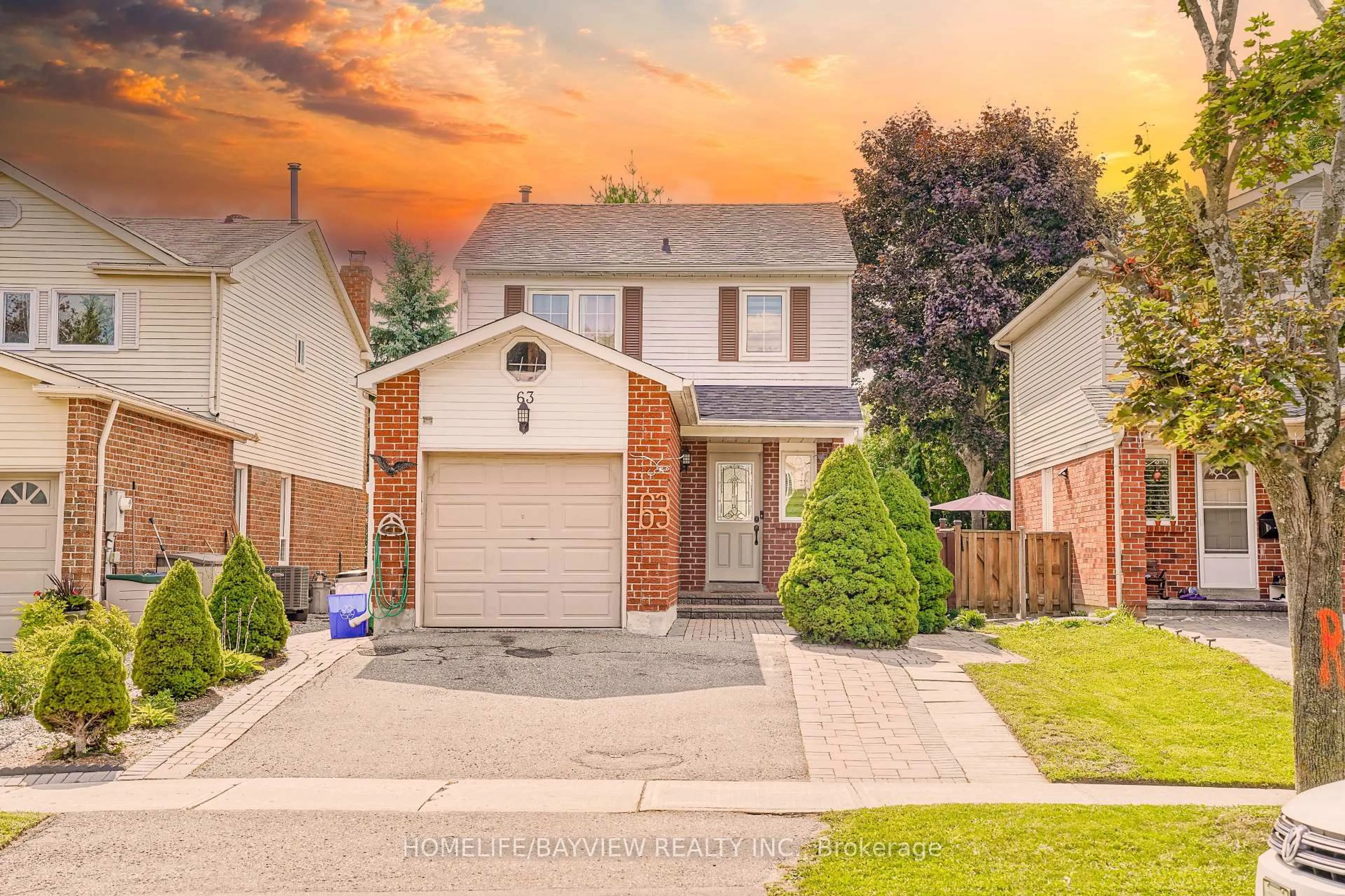 Unknown for 63 Seaton Dr, Aurora Ontario L4G 3W9
