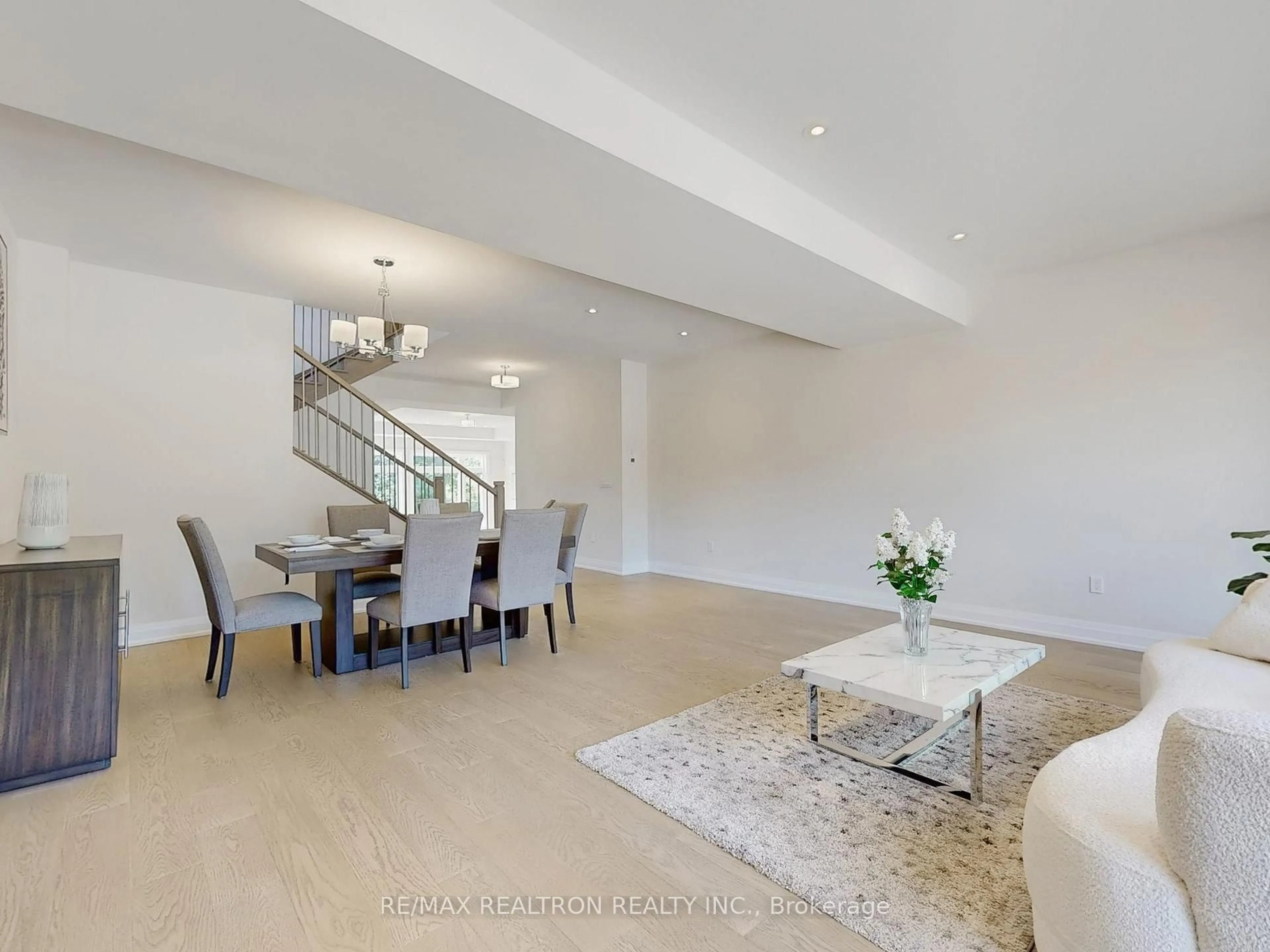 Unknown for 157 Snively St, Richmond Hill Ontario L4E 3E9