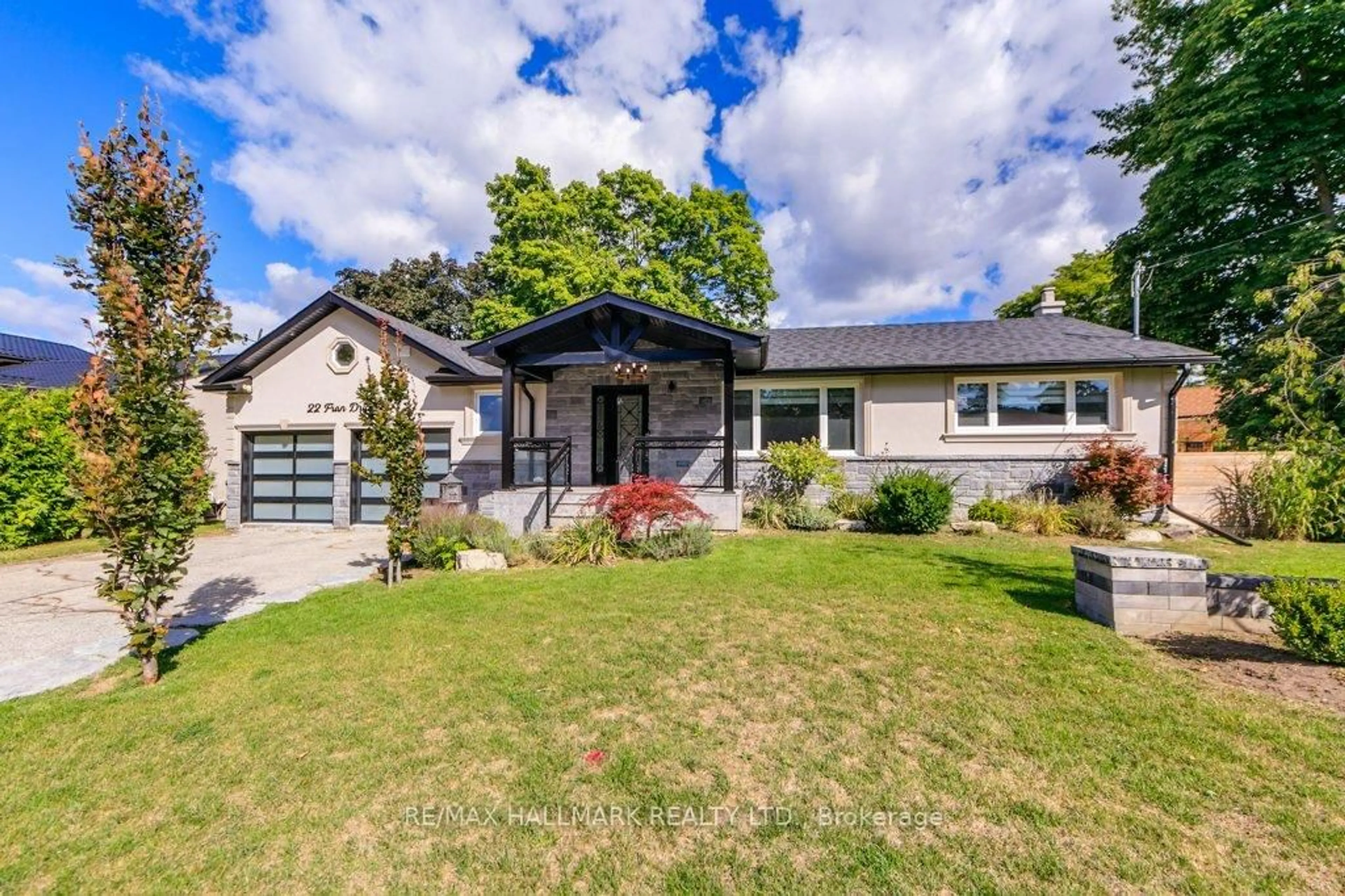 Home with vinyl exterior material, street for 22 Fran Dr, Vaughan Ontario L4L 1P3