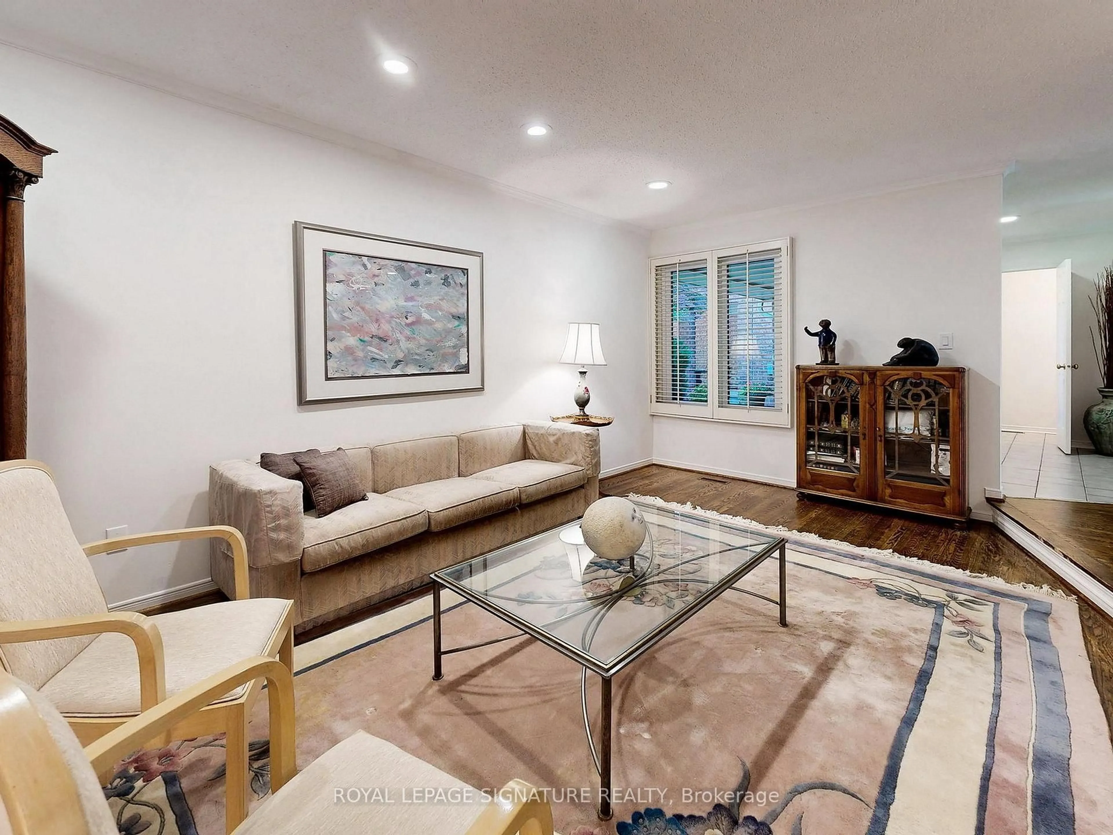 Living room with furniture, unknown for 48 Millcroft Way, Vaughan Ontario L4J 6N9