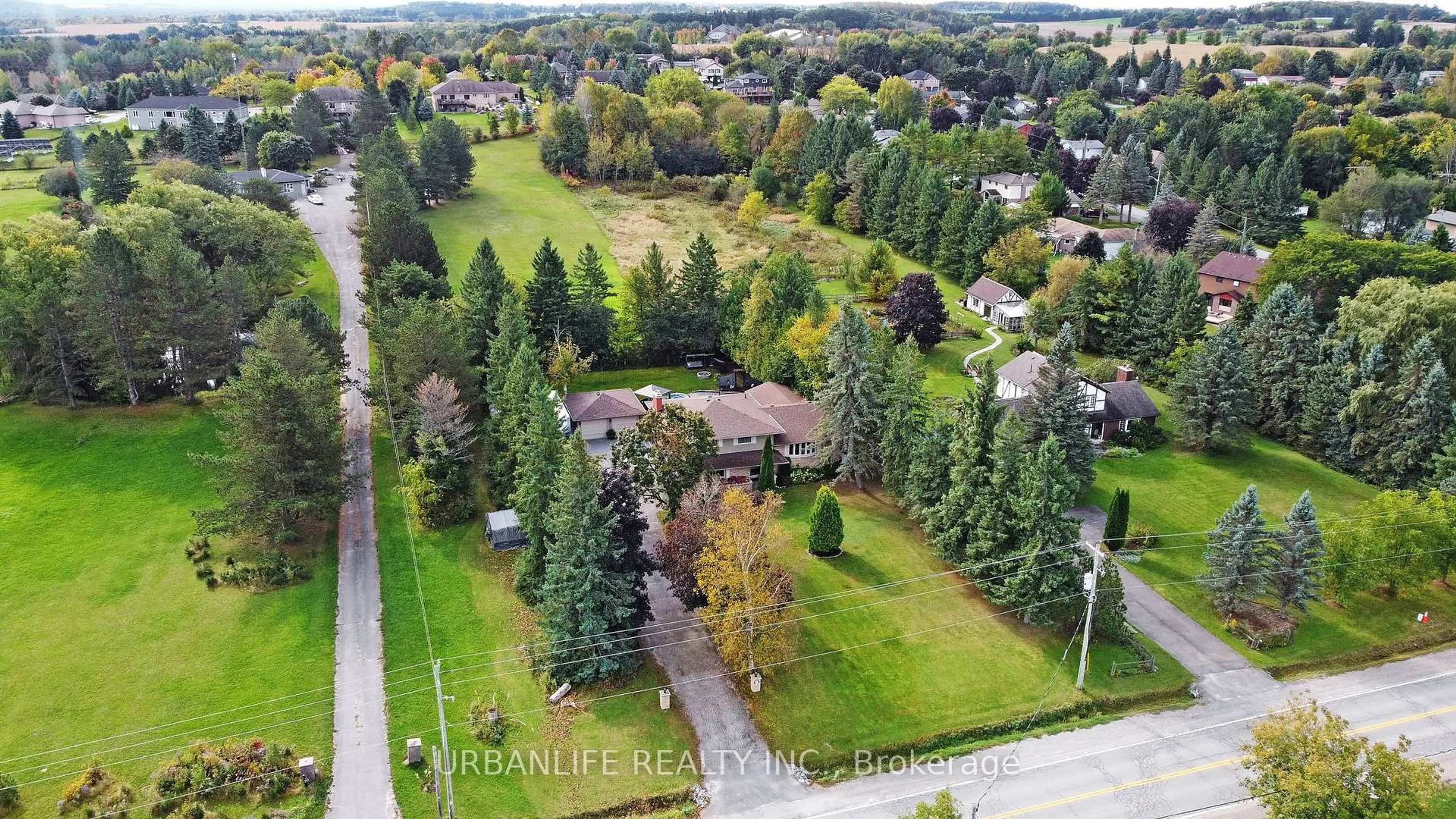 A pic from outside/outdoor area/front of a property/back of a property/a pic from drone, unknown for 739 Regional Rd. 13 Rd, Uxbridge Ontario L0C 1C0