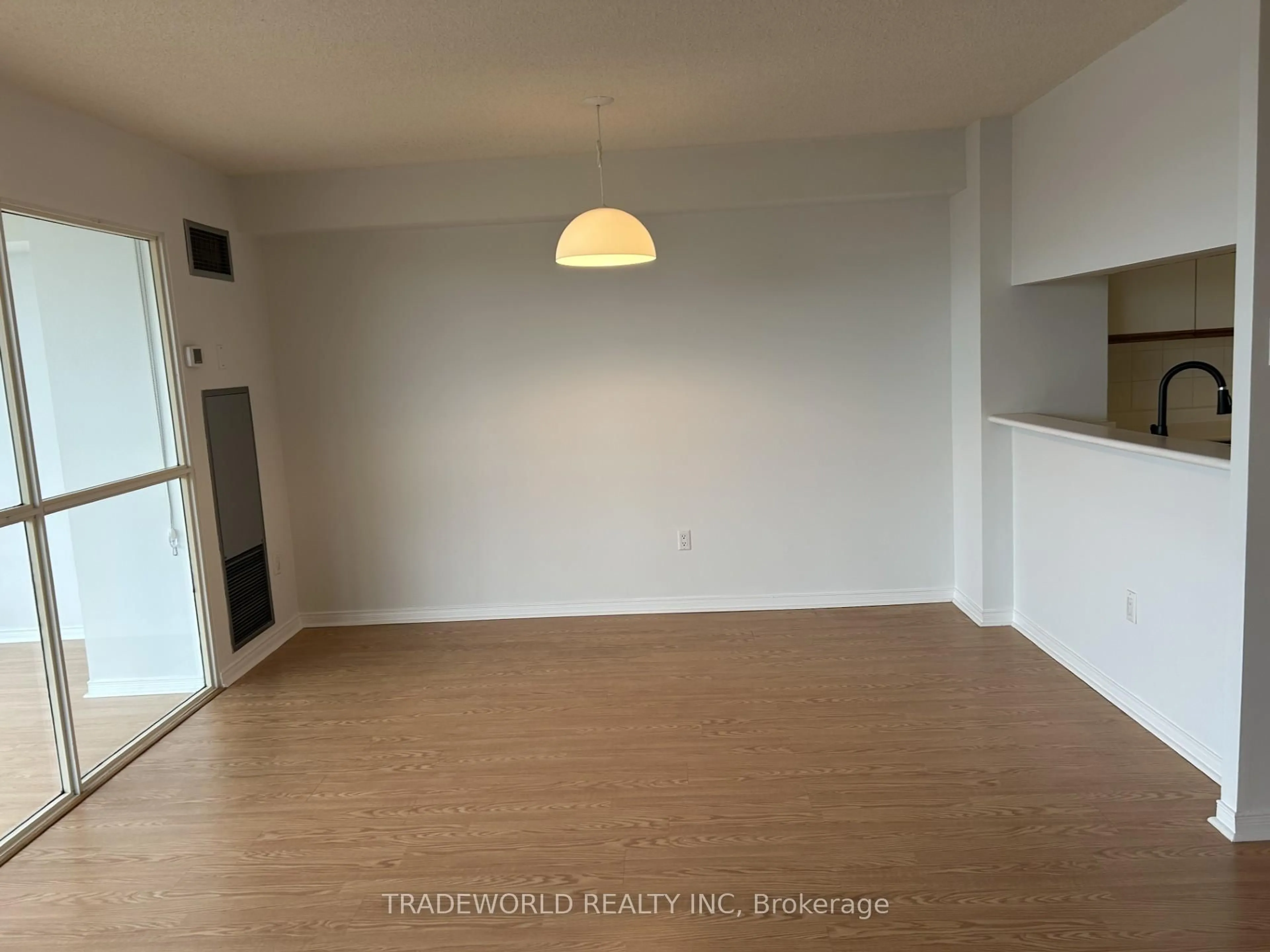A pic of a room for 7825 Bayview Ave #1223, Markham Ontario L3T 7N2
