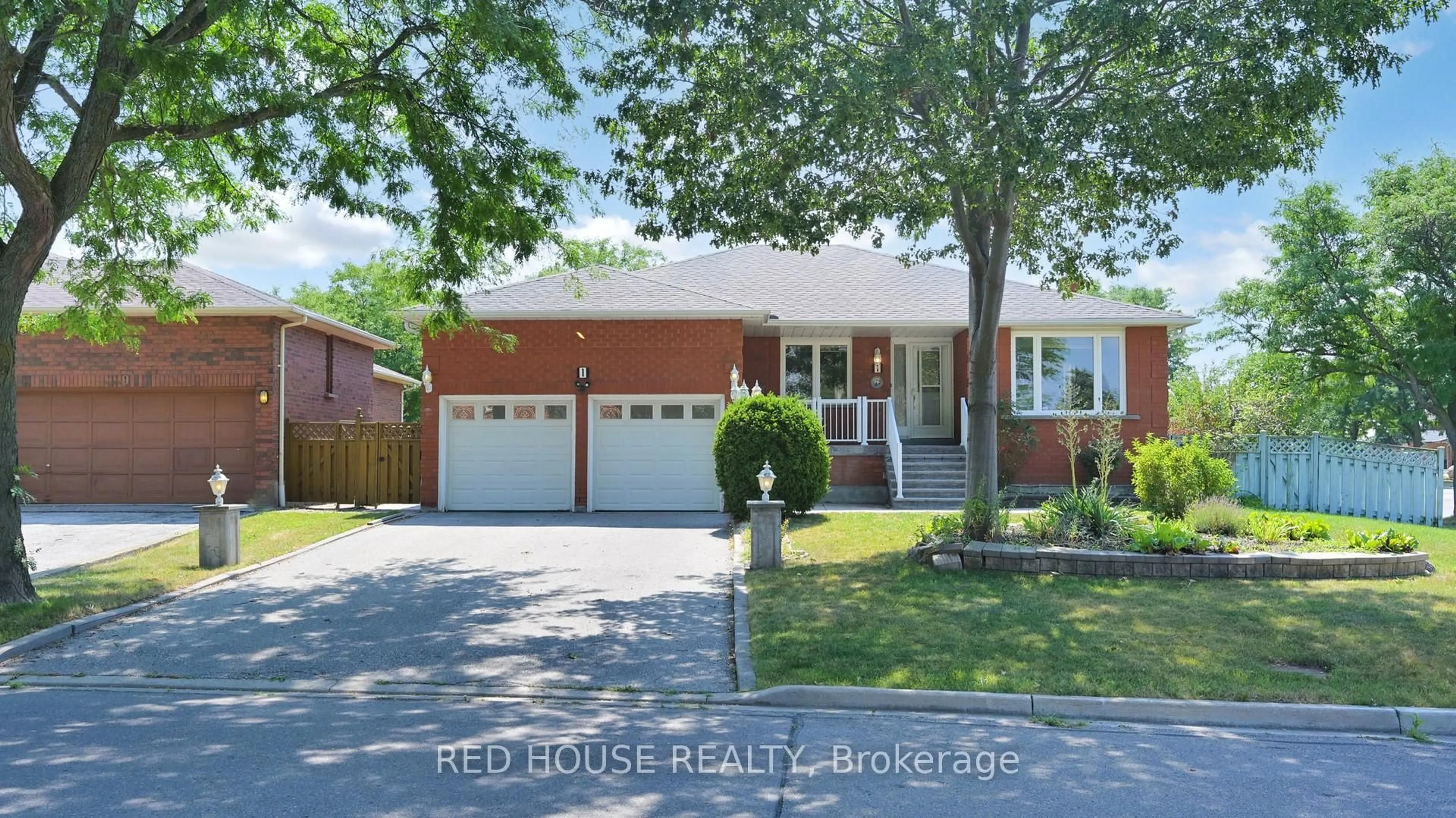 Home with brick exterior material, street for 1 Dante Crt, Vaughan Ontario L4L 7V4