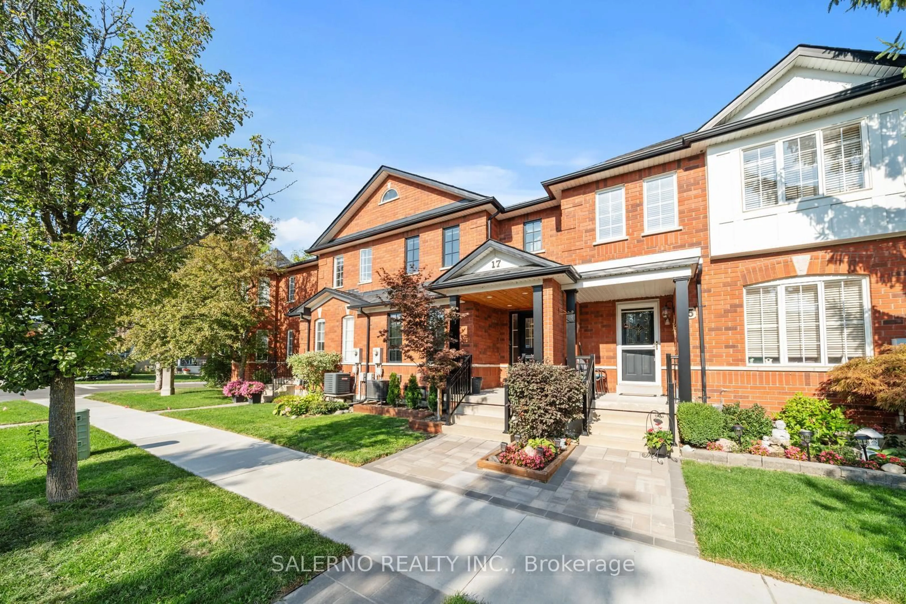 Home with brick exterior material, street for 17 Castle Park Blvd, Vaughan Ontario L4H 1V3