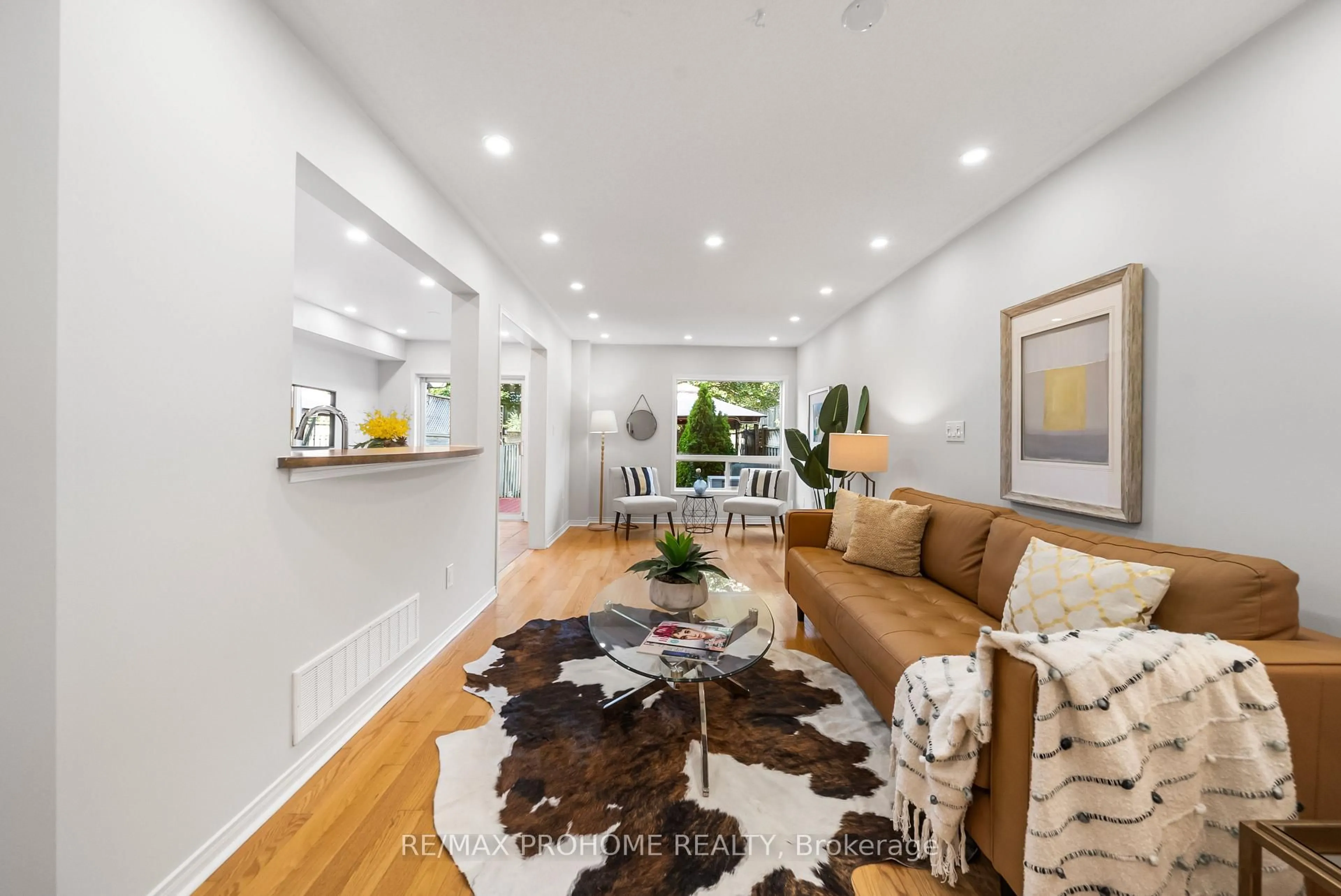 Living room with furniture, unknown for 144 Deepspring Cres, Vaughan Ontario L6A 3L4