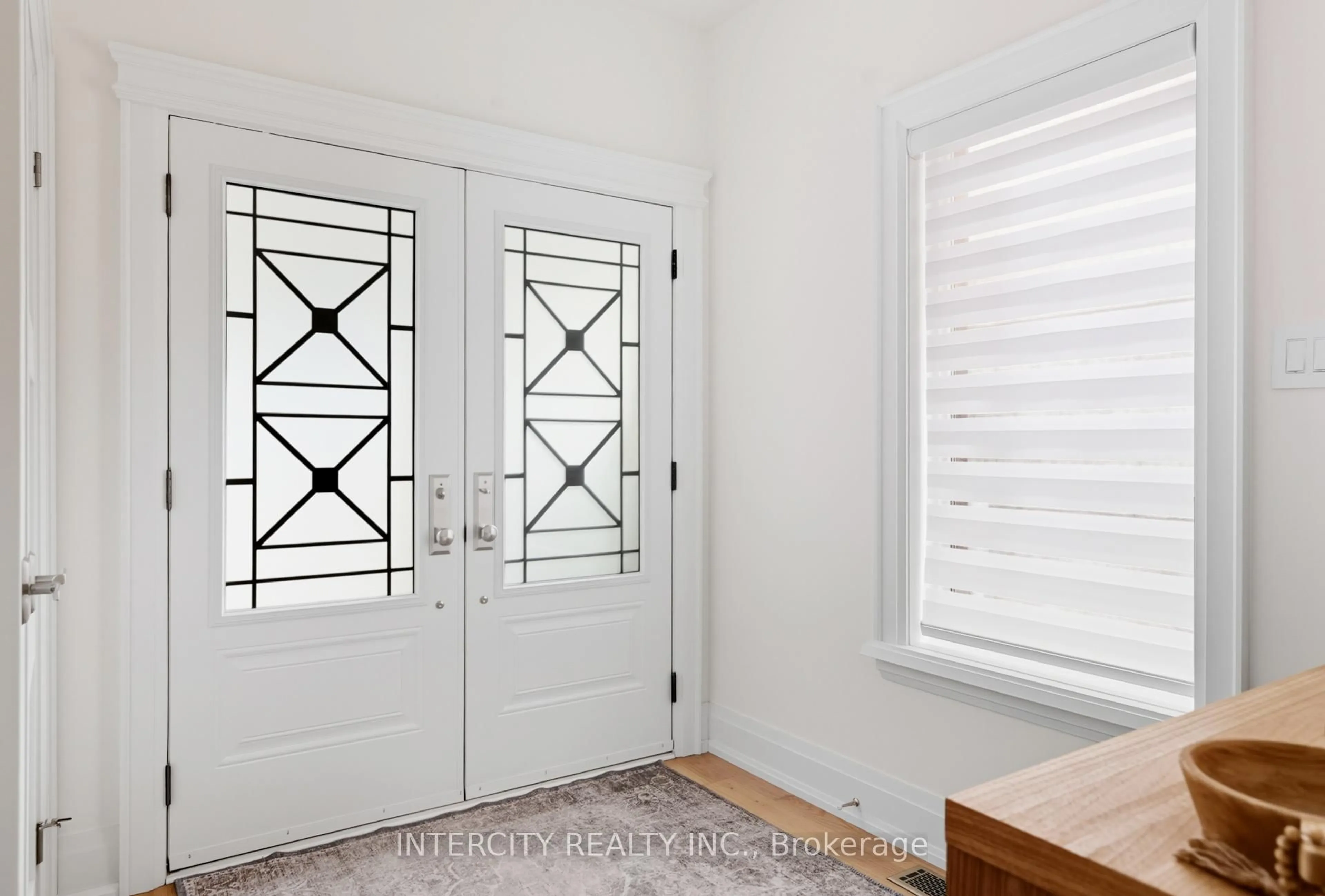 Indoor entryway for 59 Water Garden Lane, Vaughan Ontario L4H 2G3