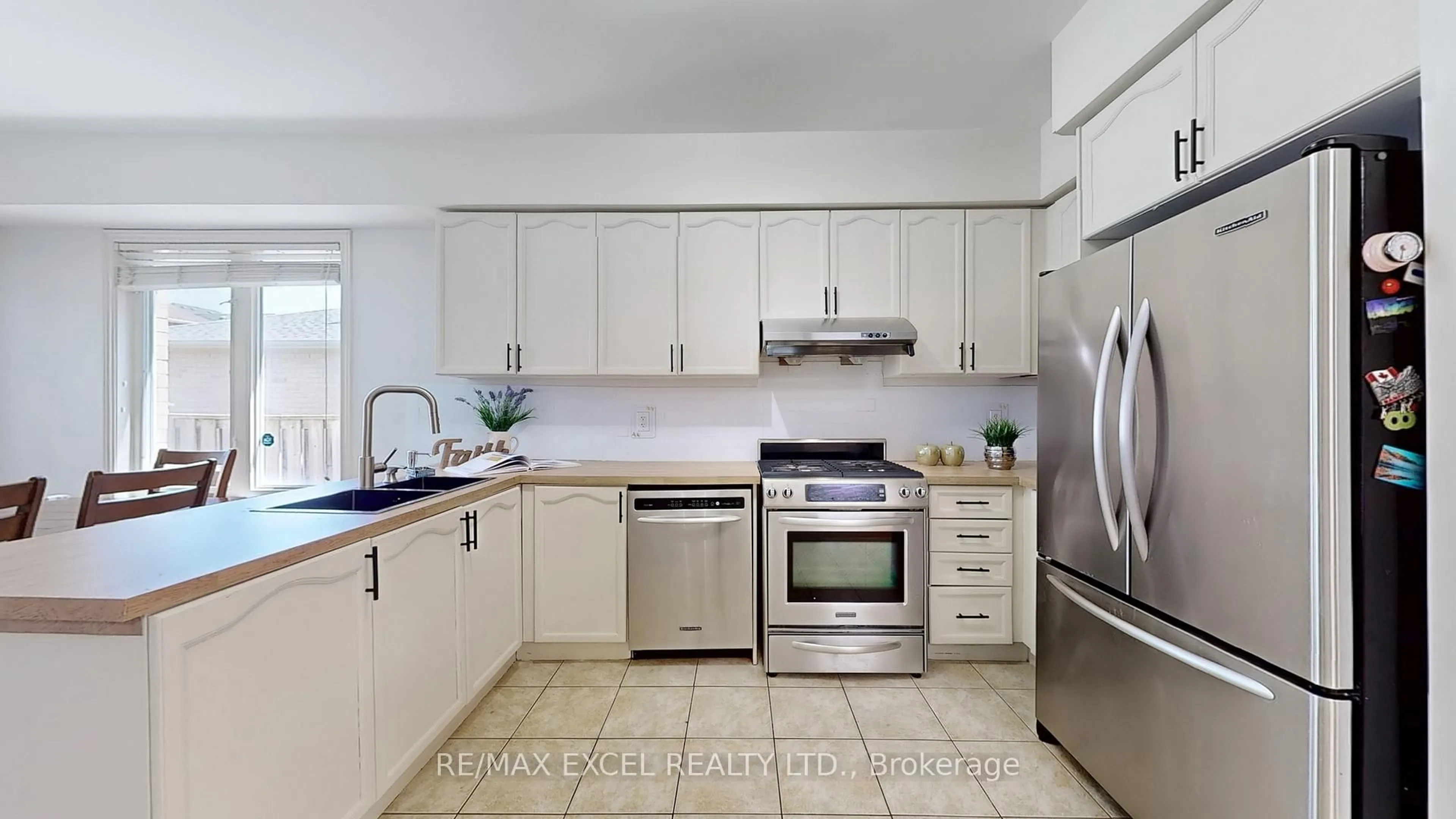 Unknown for 809 Cornell Rouge Blvd, Markham Ontario L6B 0K5