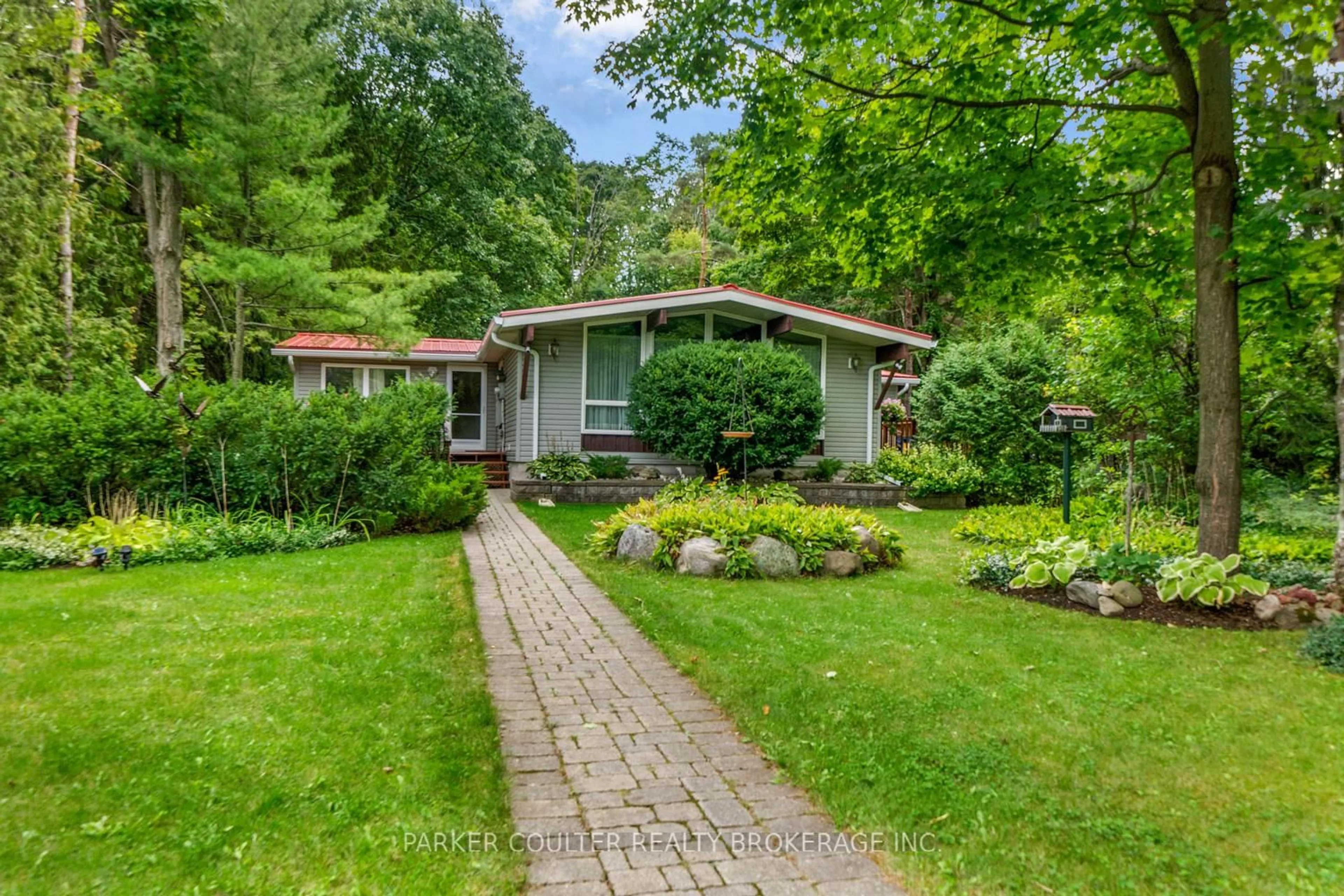 Unknown for 3759 Whitecap Dr, Innisfil Ontario L9S 2L4