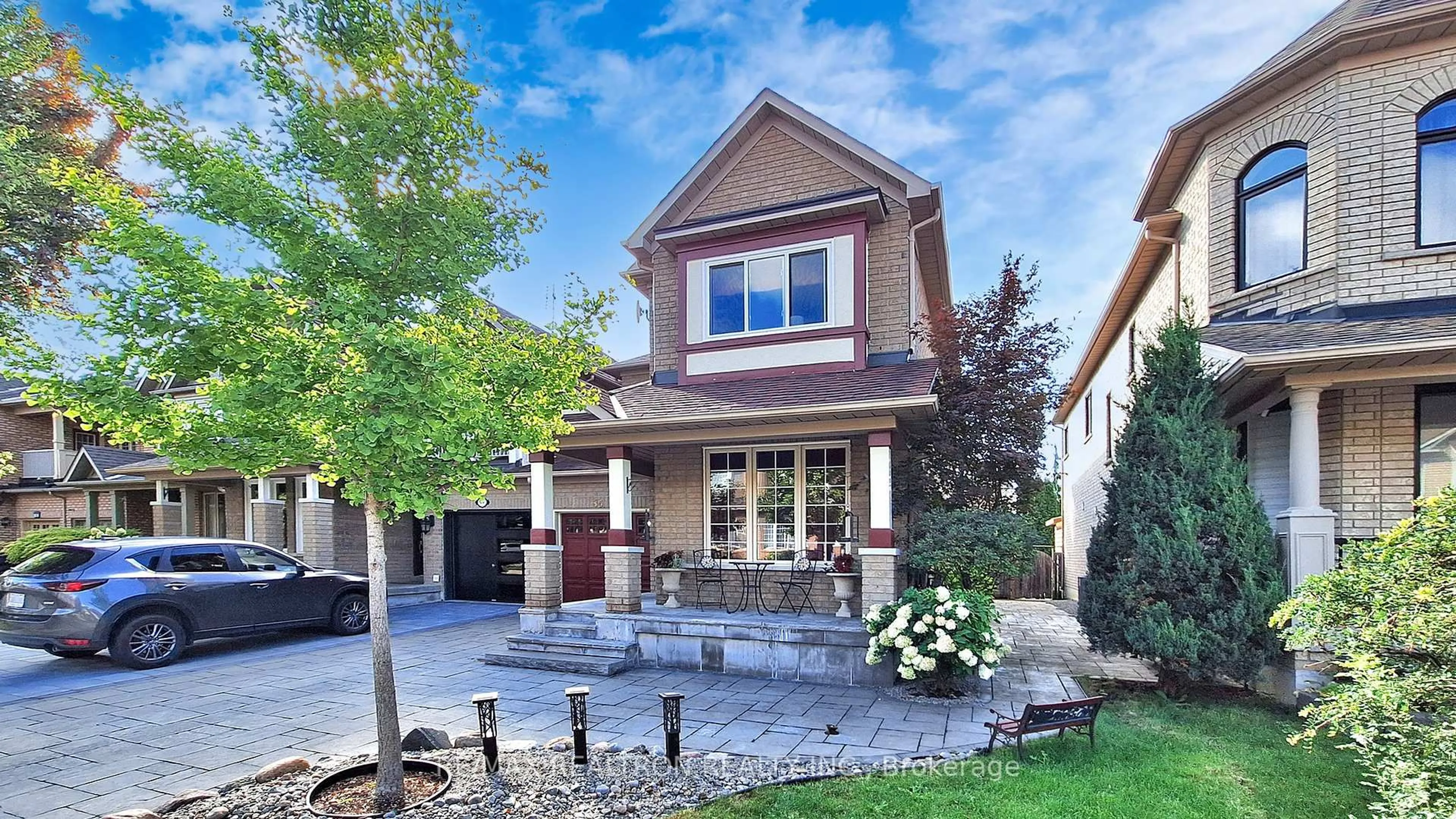 Home with brick exterior material, street for 85 Longwood Ave, Richmond Hill Ontario L4E 4A6