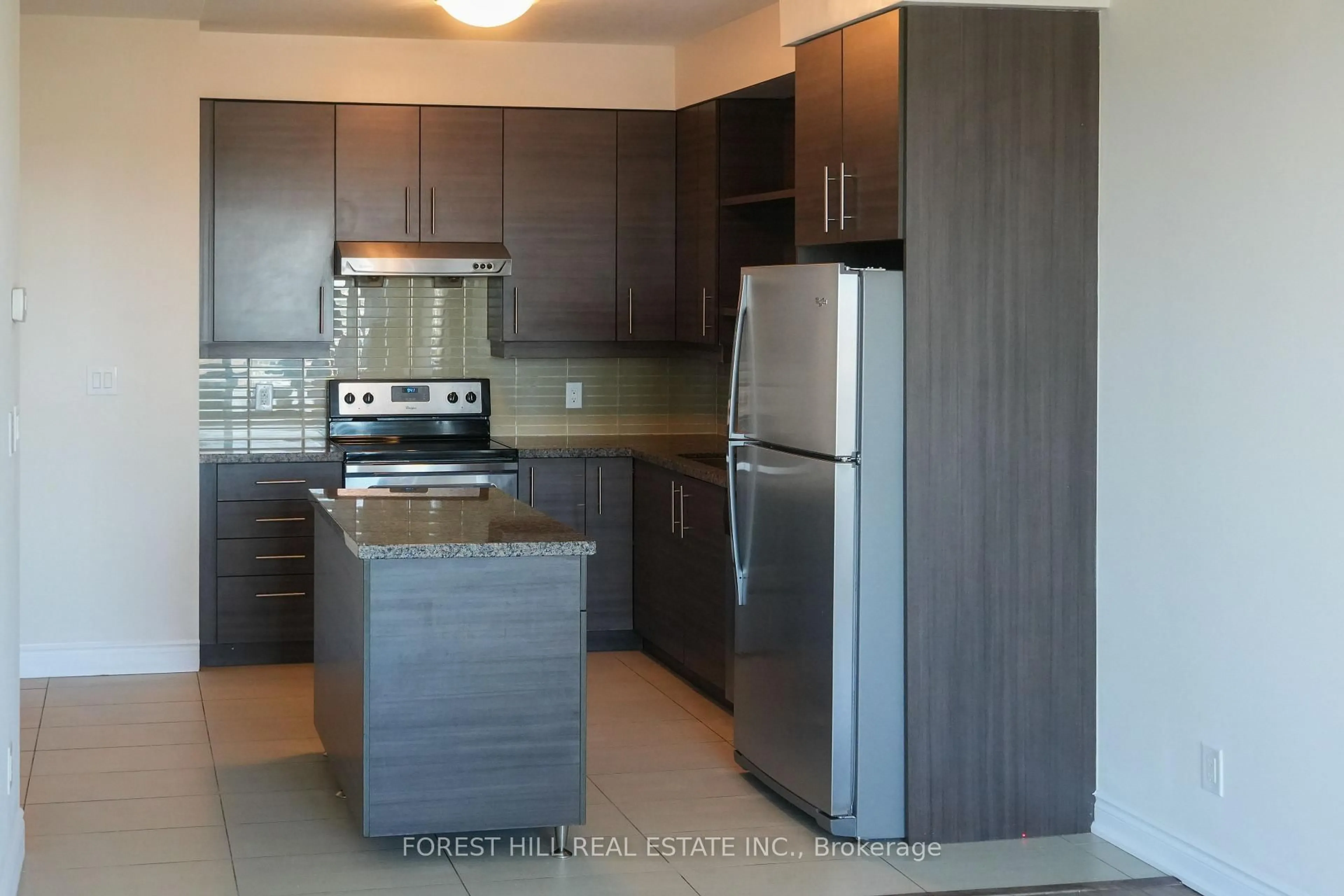 Standard kitchen, unknown for 277 South Park Rd #1203, Markham Ontario L3T 0B7