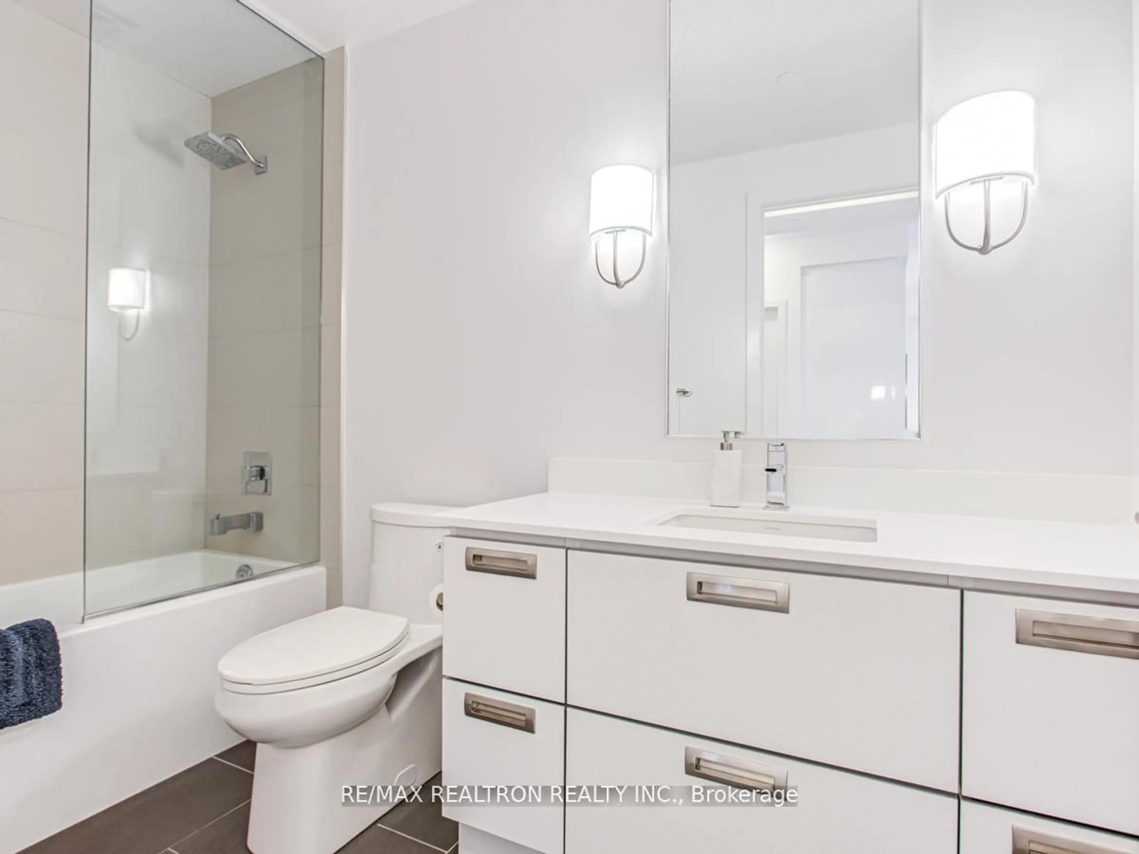 Contemporary bathroom, ceramic/tile floor for 333 Sea Ray Ave #D315, Innisfil Ontario L9S 0L8