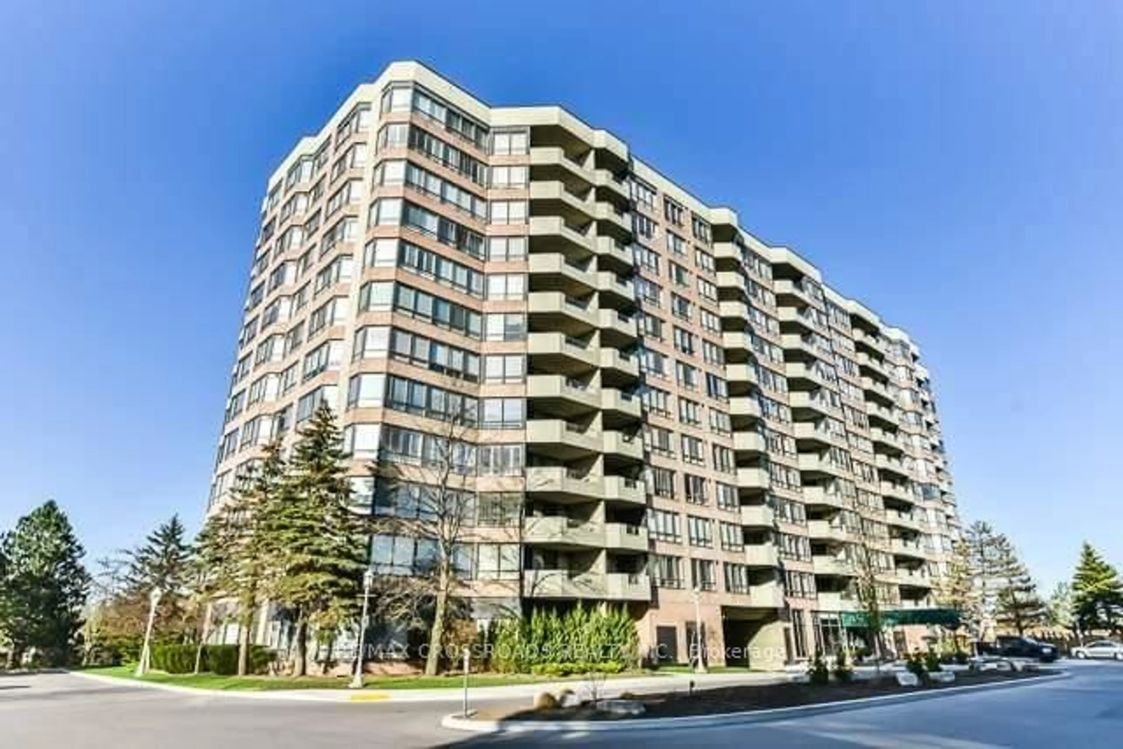 Unknown for 25 Austin Dr #823, Markham Ontario L3R 8H4