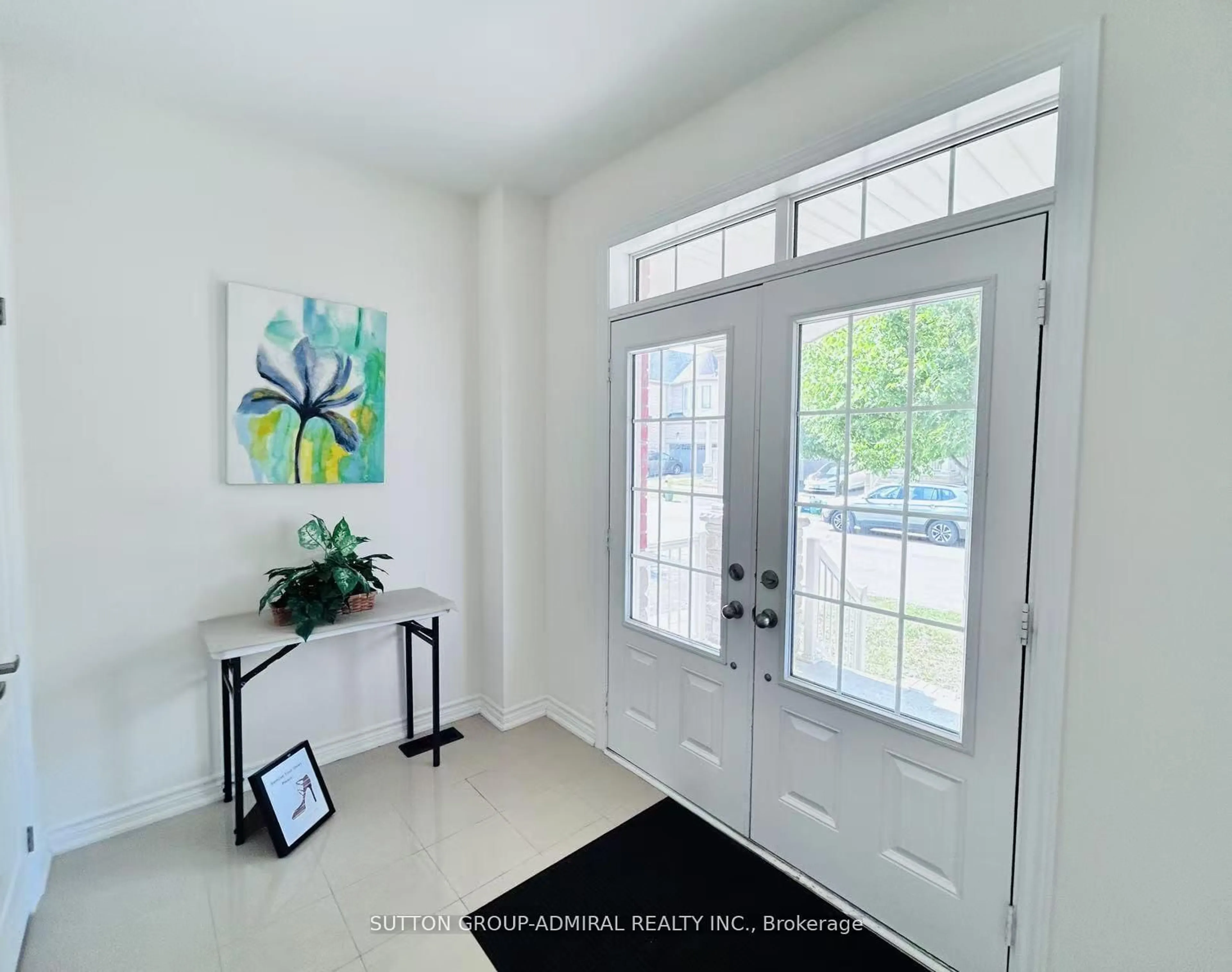 Indoor entryway for 81 Livante Crt, Markham Ontario L6C 1J5