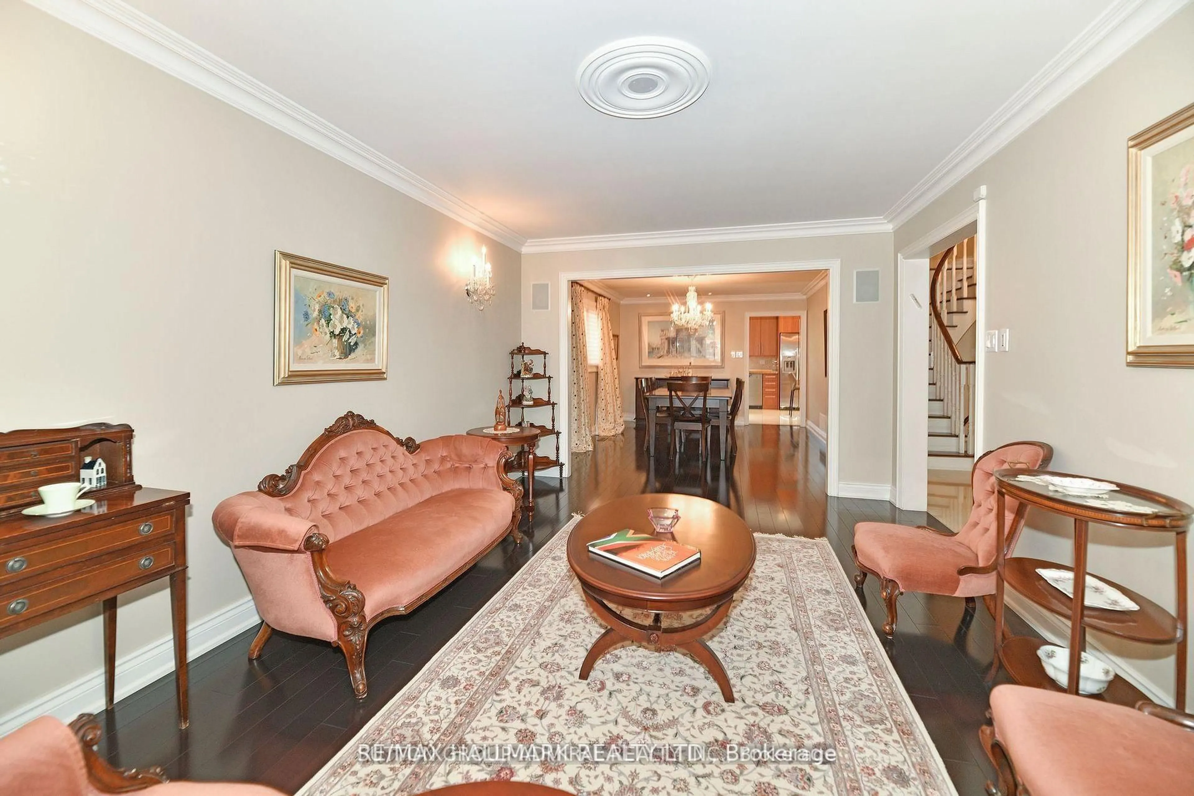 Living room with furniture, unknown for 25 Grenadier Cres, Vaughan Ontario L4J 7V8