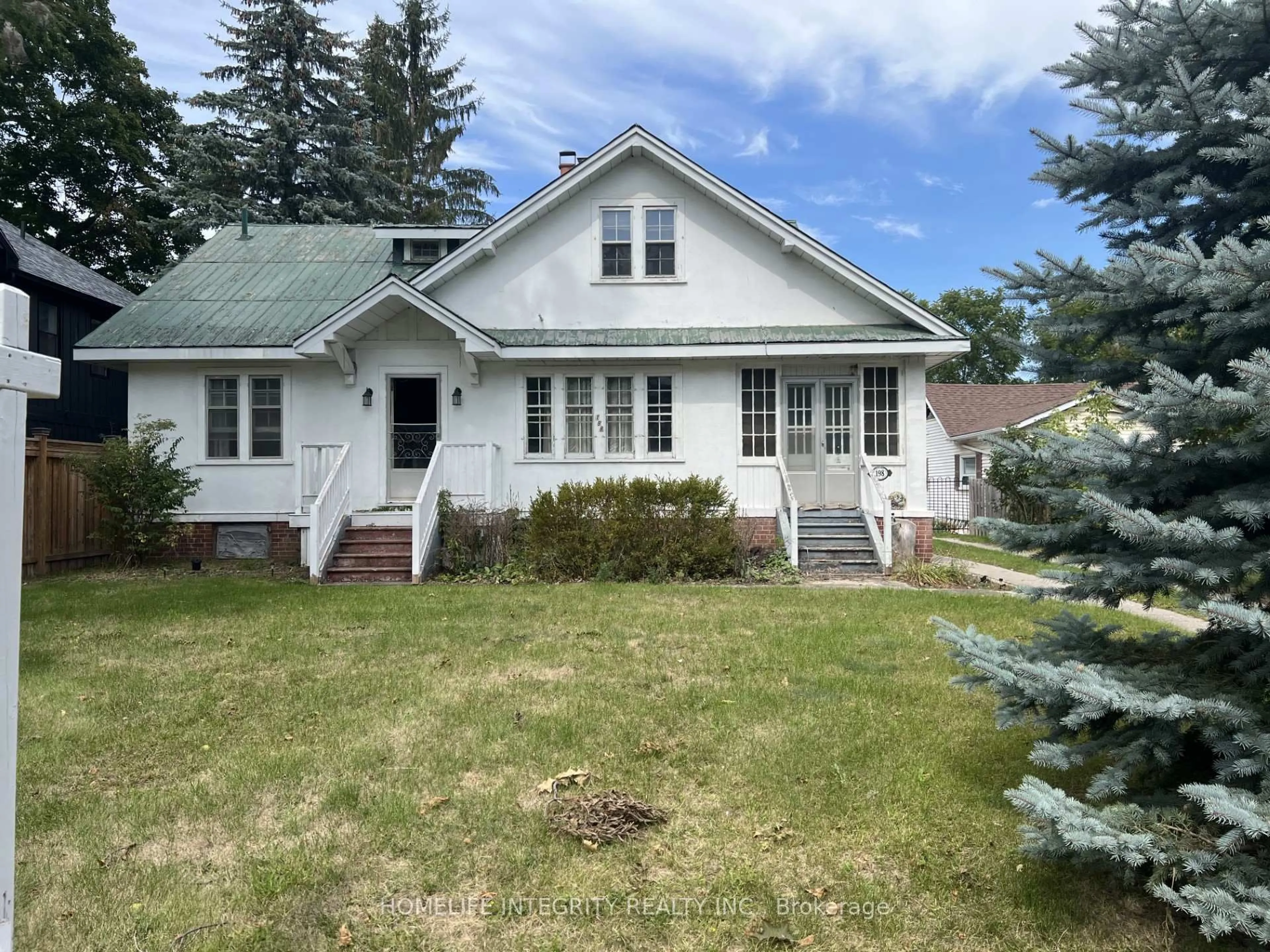 Unknown for 198 Victoria St, New Tecumseth Ontario L9R 1L9