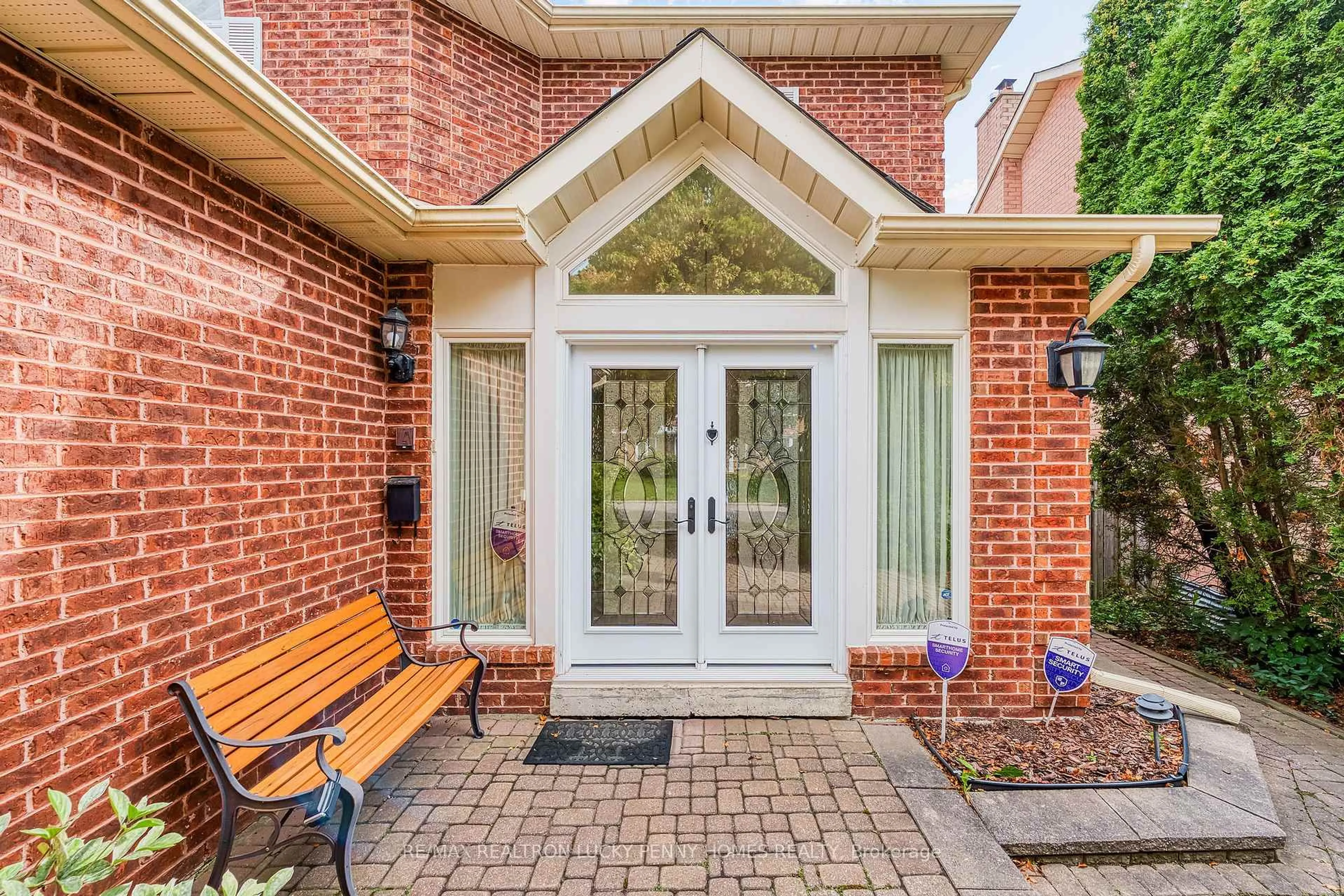 Home with brick exterior material, street for 47 Tomlinson Circ, Markham Ontario L3R 9K1