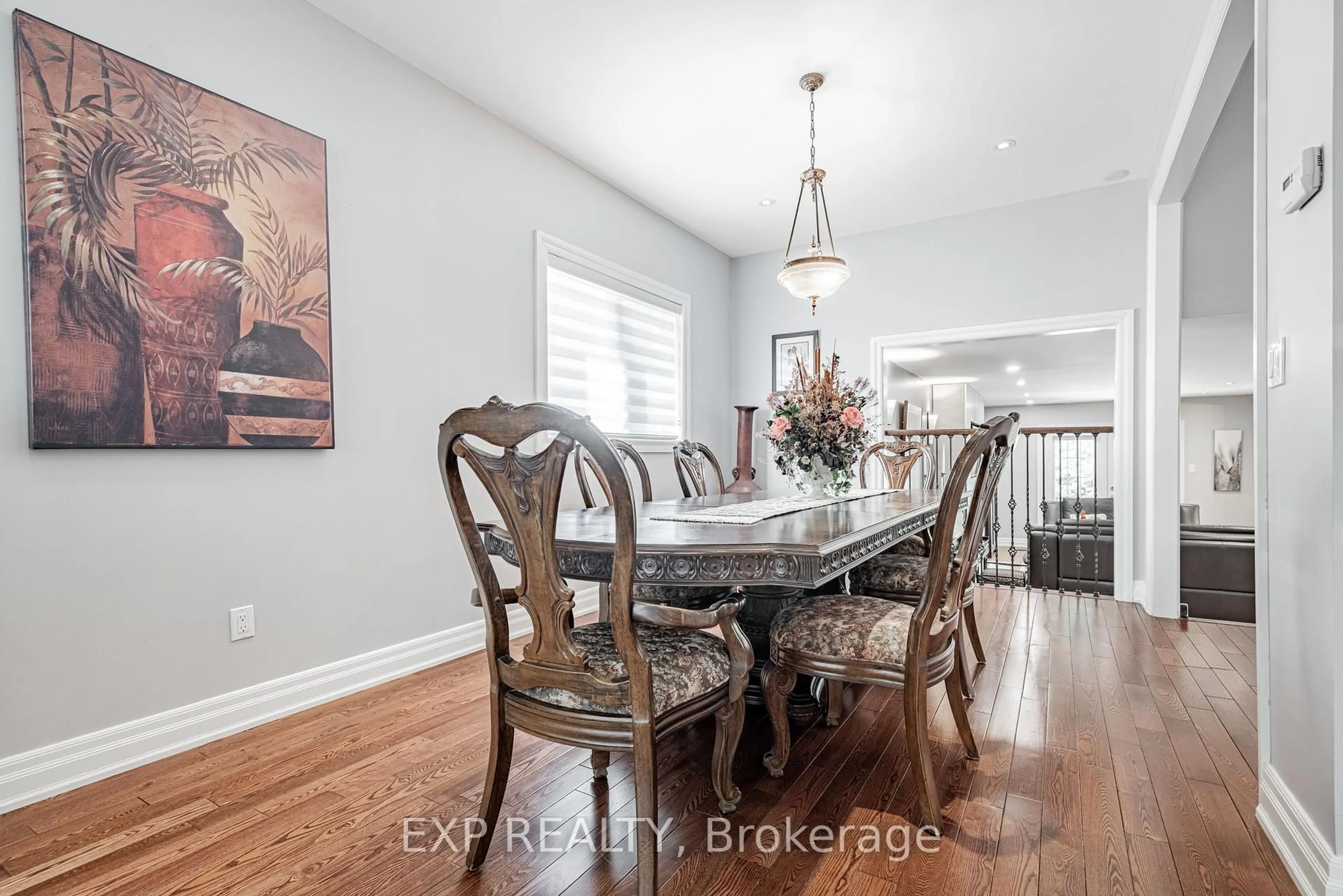 Dining room, unknown for 203 Centre St, Richmond Hill Ontario L4C 3P9