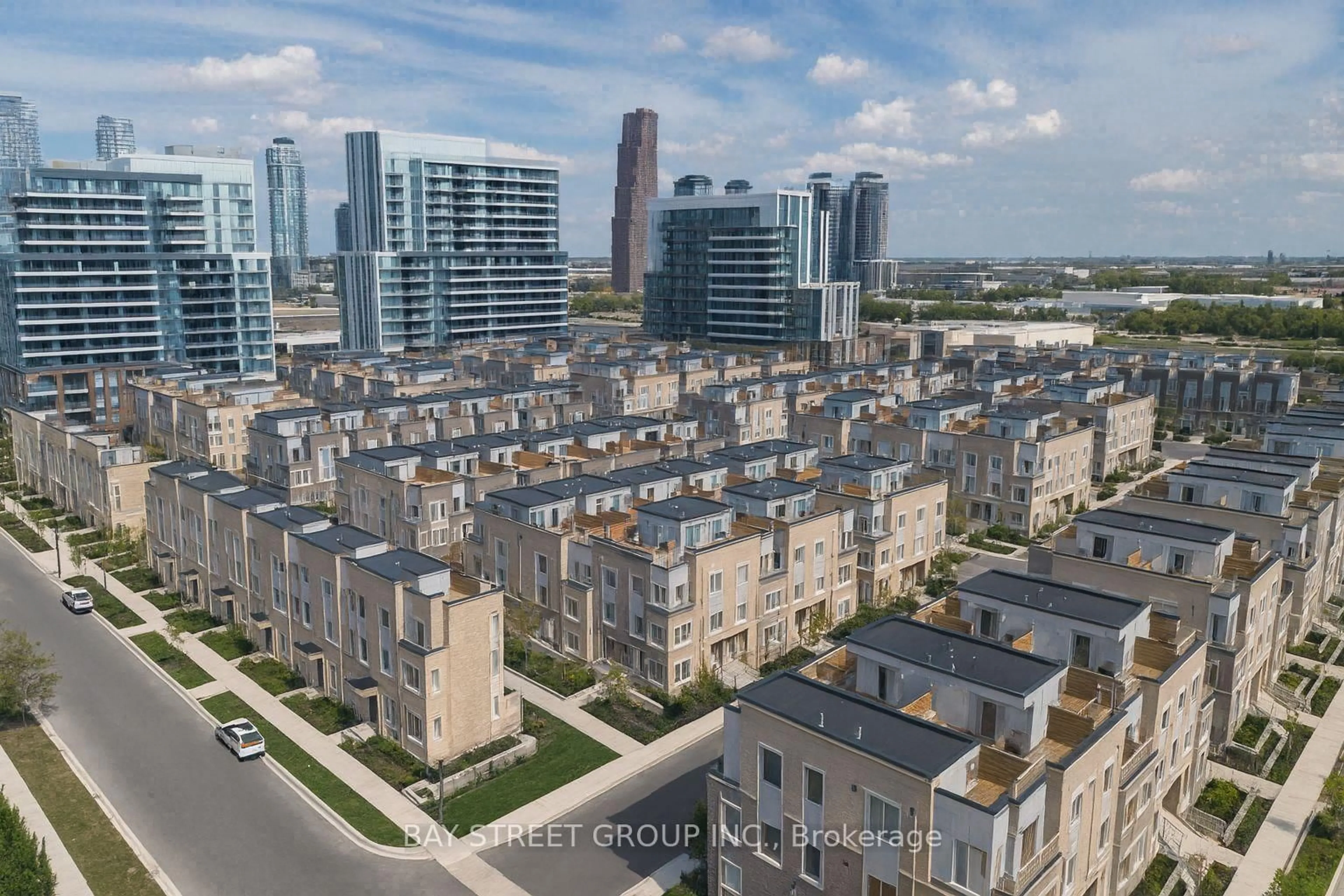 A pic from outside/outdoor area/front of a property/back of a property/a pic from drone, city buildings view from balcony for 150 Honeycrisp Cres #268, Vaughan Ontario L4K 0N1