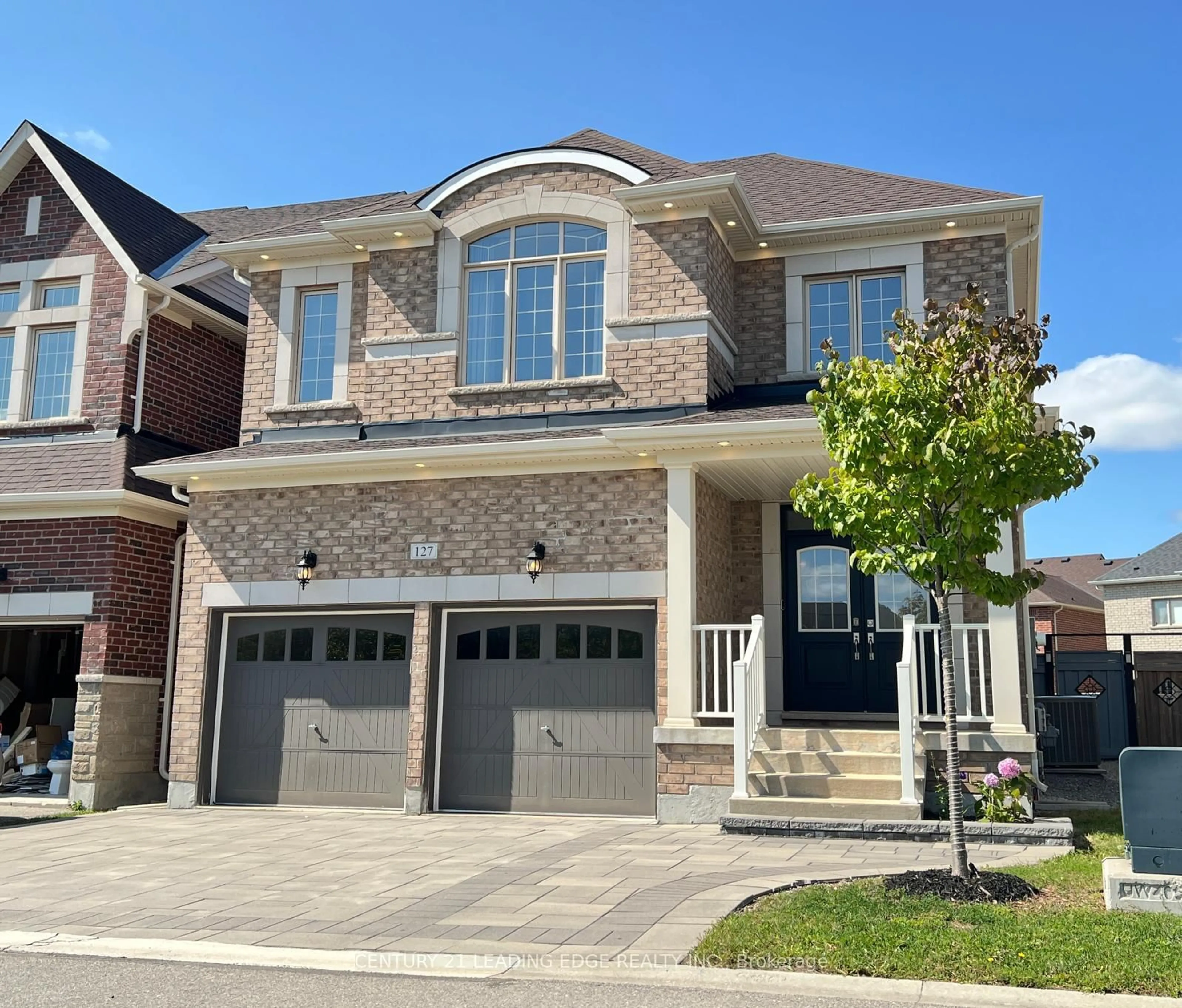 Home with brick exterior material, street for 127 Warren McBride Cres, Aurora Ontario L4G 0W4