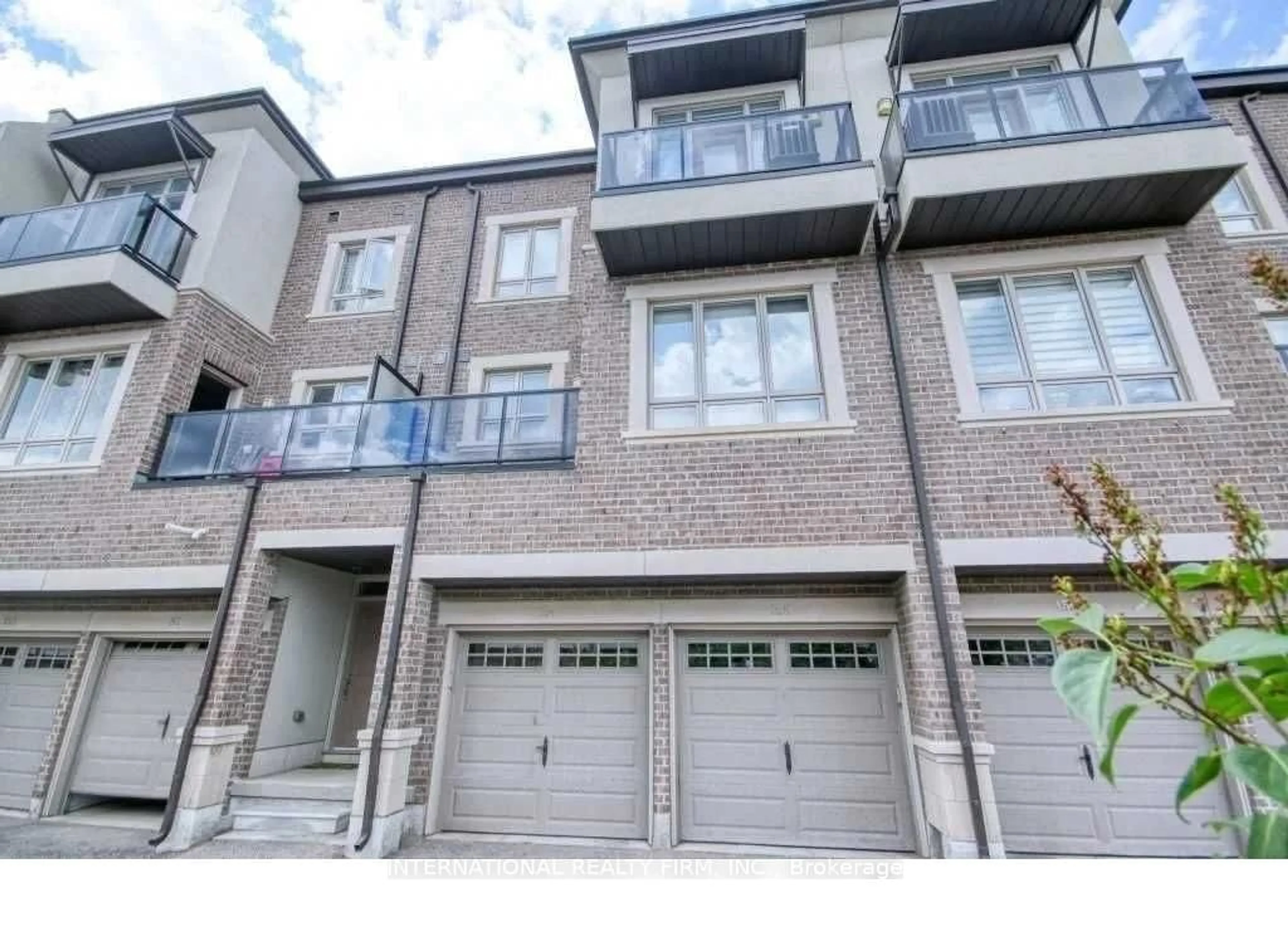 Unknown for 9621 Jane St #14, Vaughan Ontario L6A 4G5
