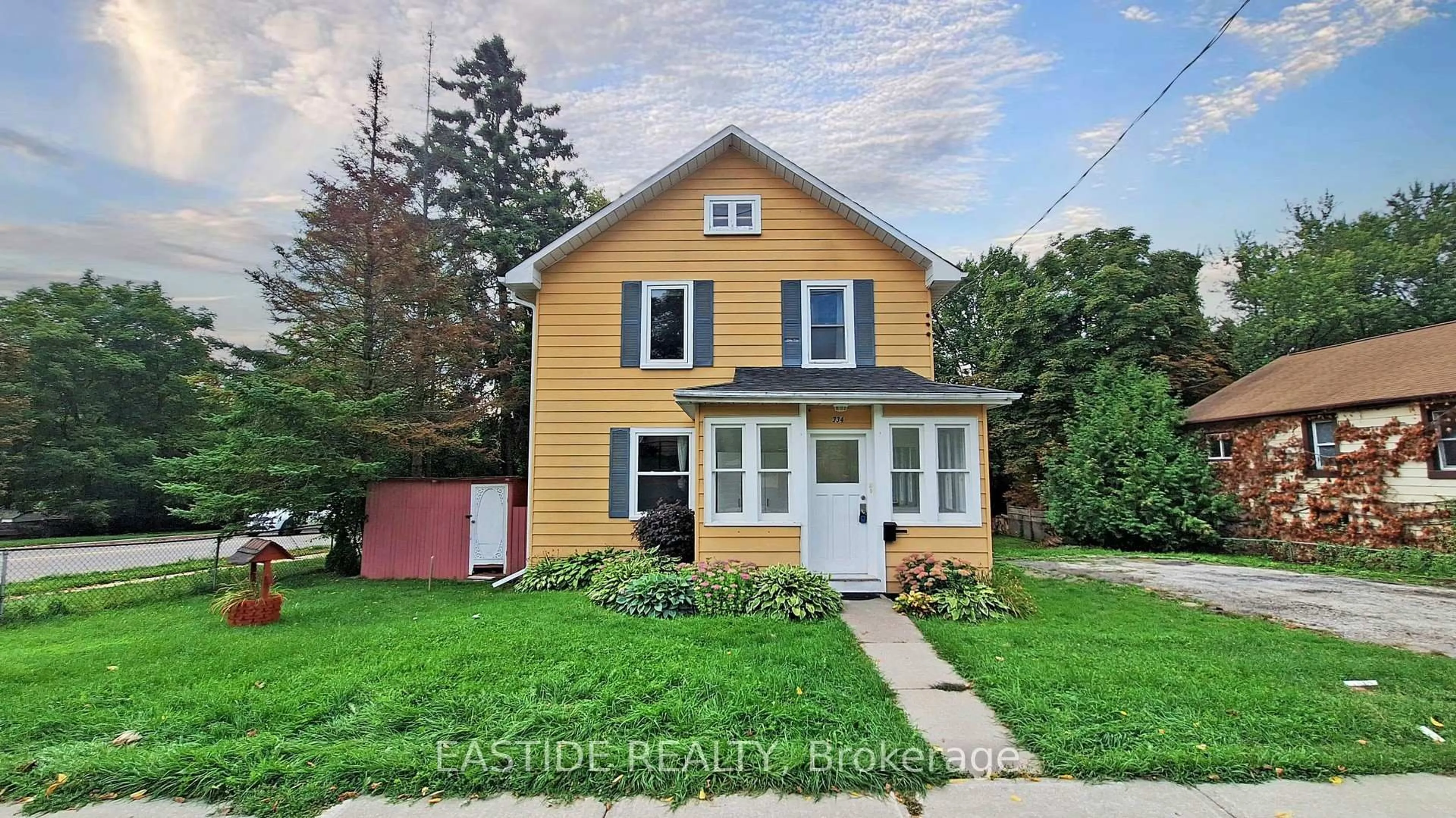 Unknown for 334 Andrew St, Newmarket Ontario L3Y 1H3