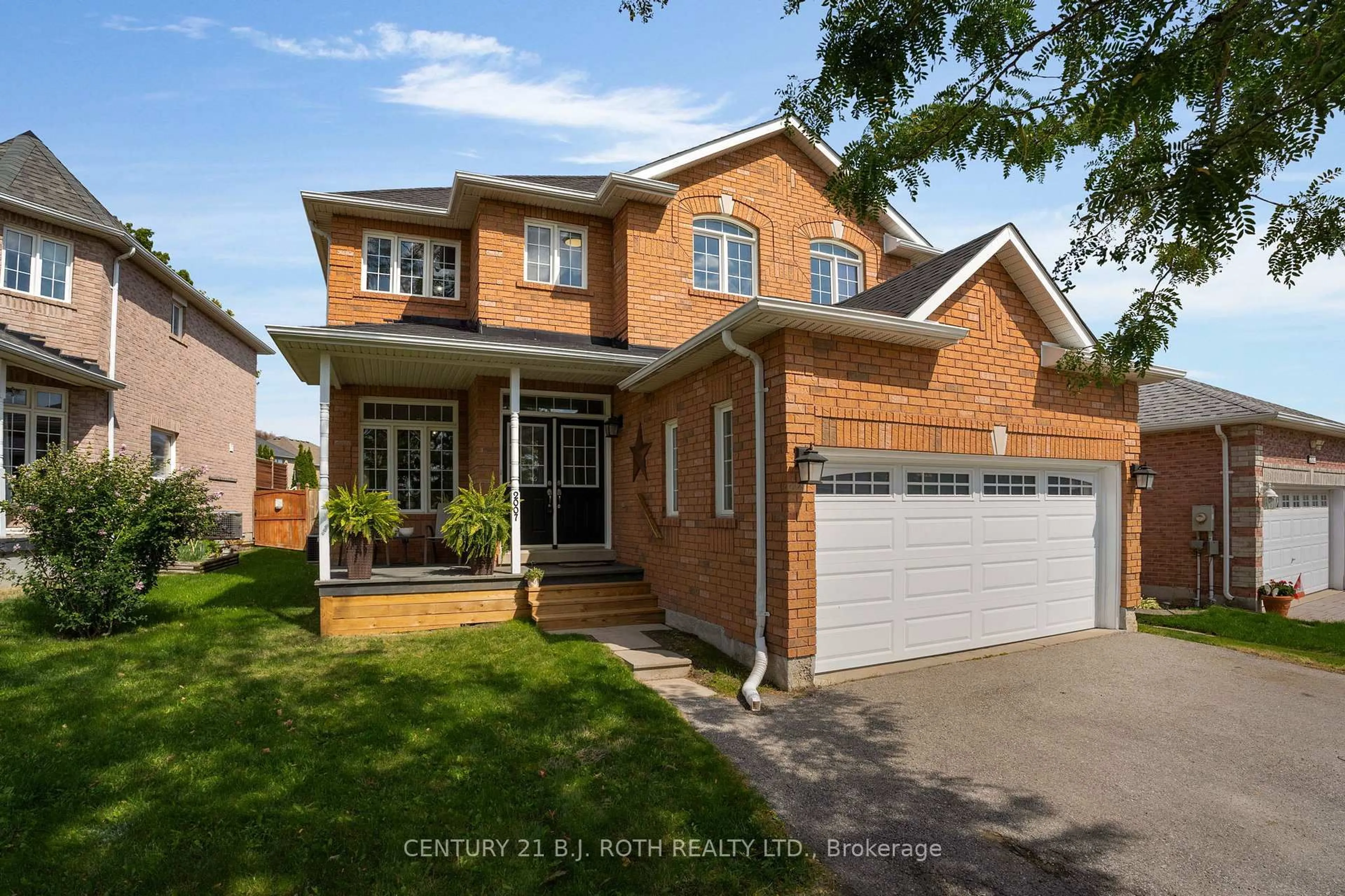 Home with brick exterior material, street for 2007 Webster Blvd, Innisfil Ontario L9S 2A3