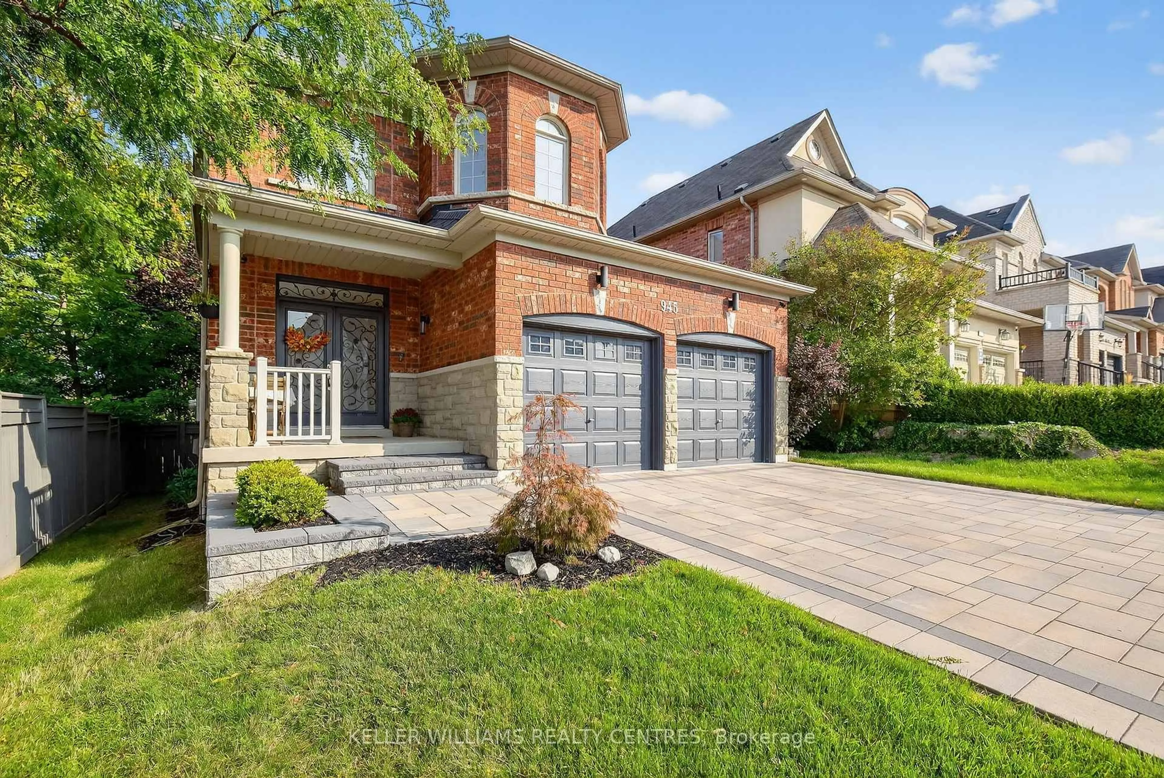 Home with brick exterior material, street for 945 Nellie Little Cres, Newmarket Ontario L3X 3E4