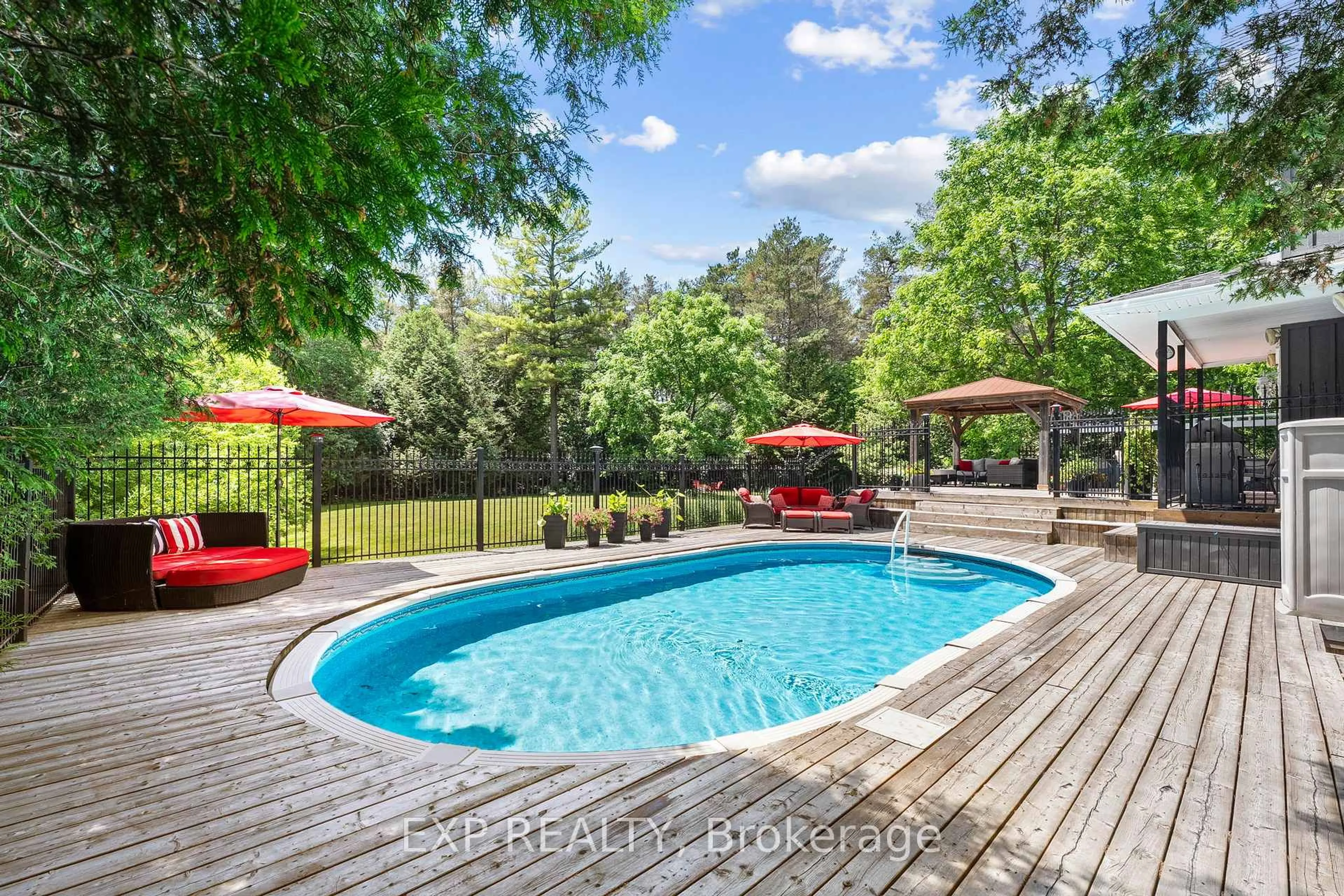 Pool for 6 Gooseberry Lane, Uxbridge Ontario L9P 1X2