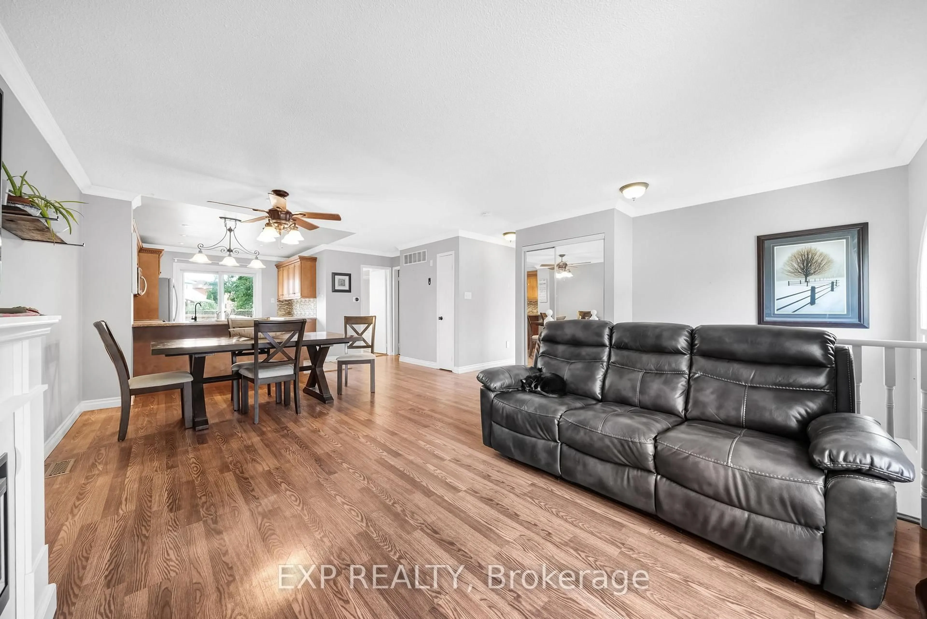 Living room with furniture, unknown for 79 Mccarthy Cres, Essa Ontario L3W 0K4