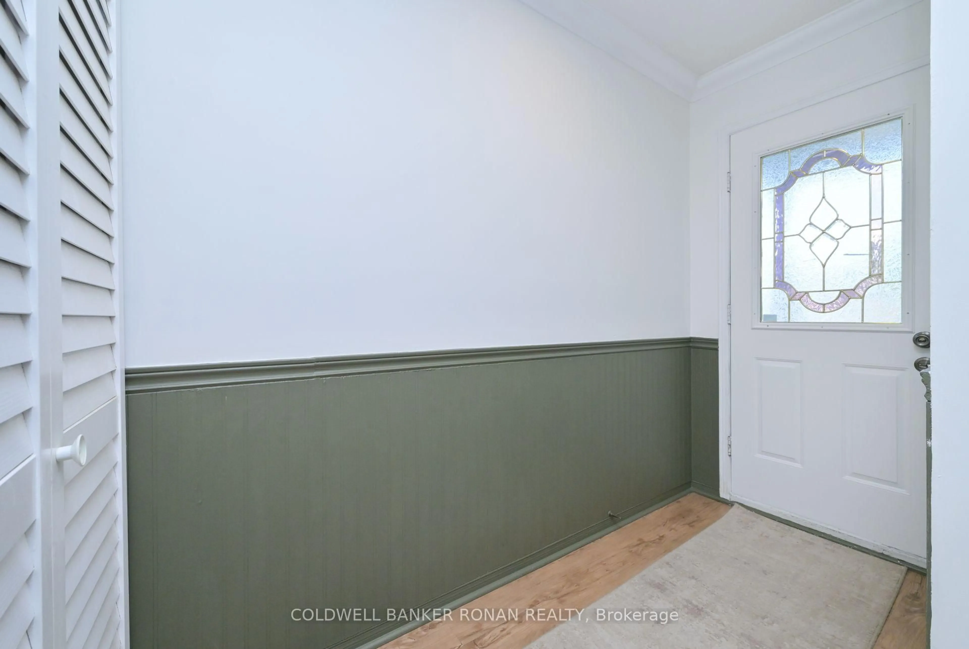 A pic of a room for 146 Heydon Ave, New Tecumseth Ontario L9R 1P1