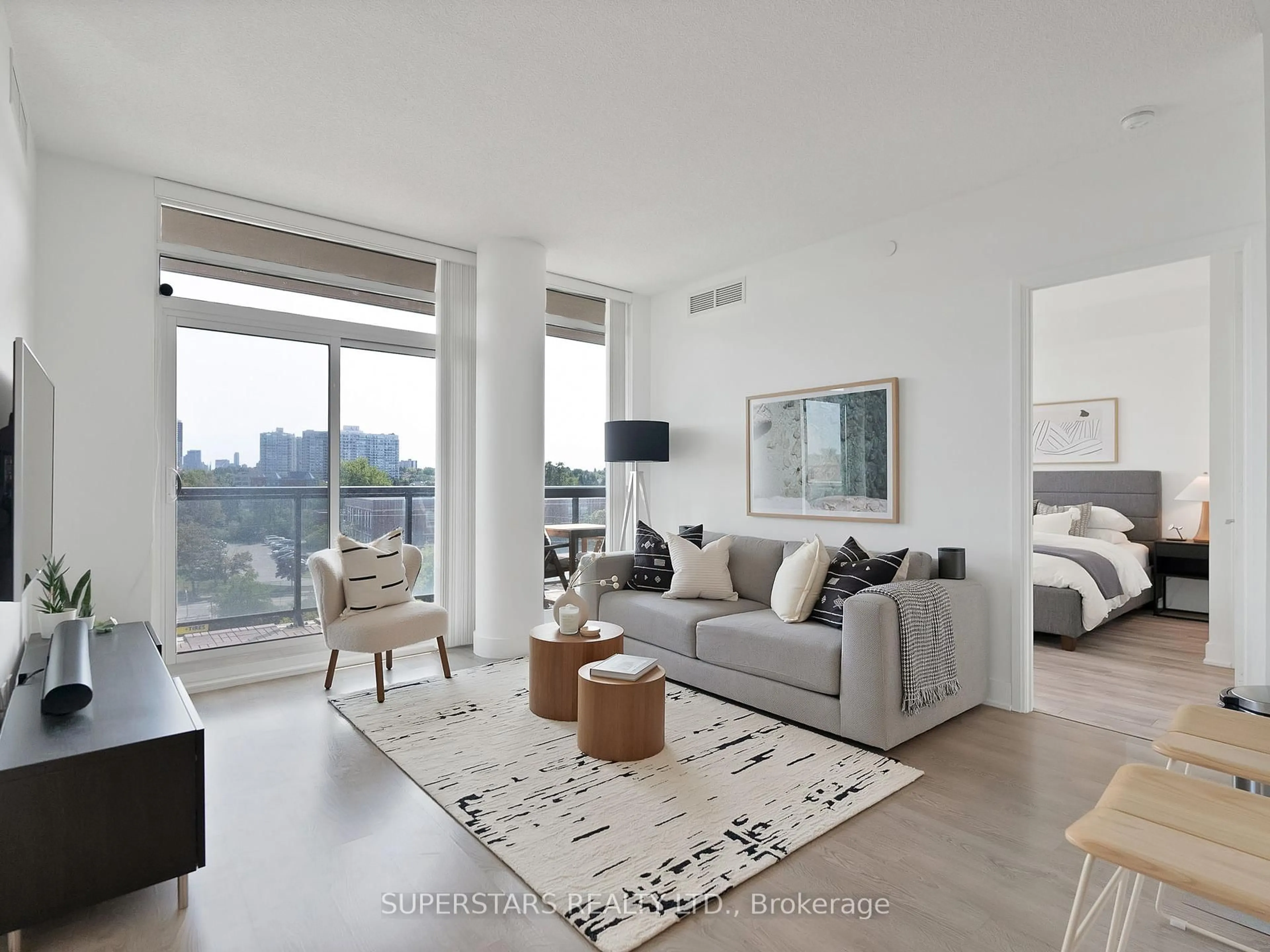 Living room with furniture, unknown for 7608 Yonge St #620, Vaughan Ontario L4J 0J5