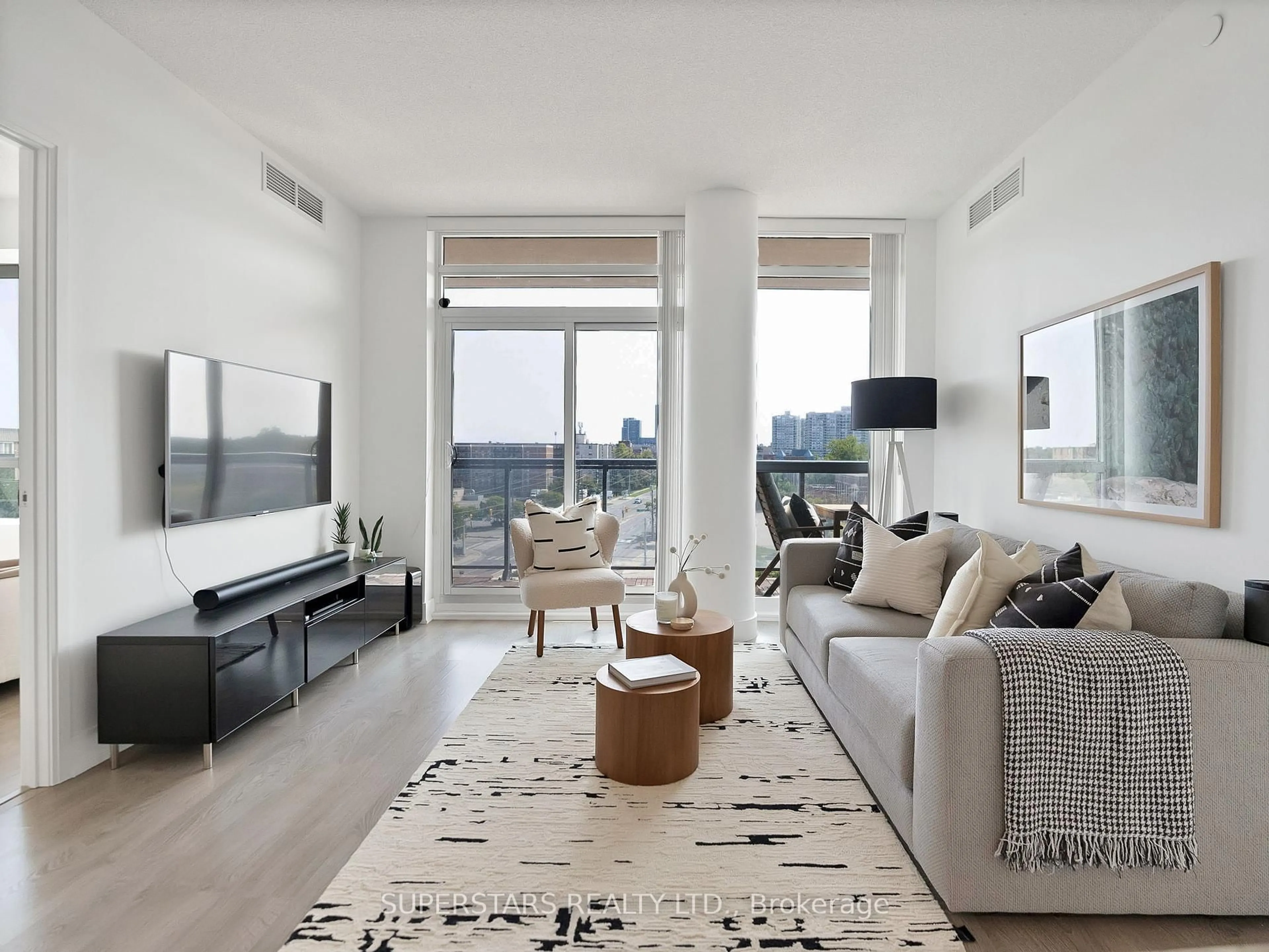 Living room with furniture, unknown for 7608 Yonge St #620, Vaughan Ontario L4J 0J5