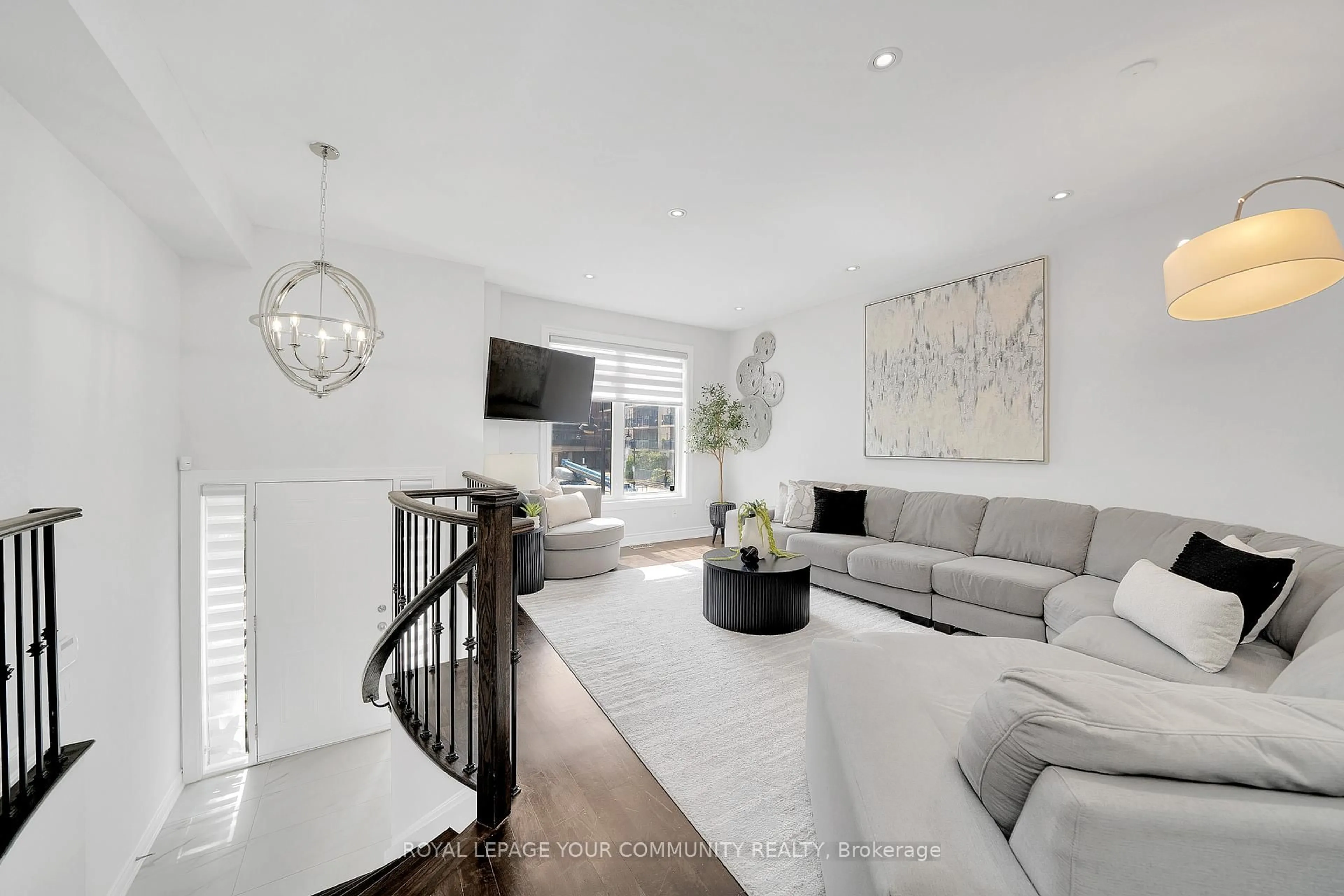 Living room with furniture, unknown for 8032 Kipling Ave #5, Vaughan Ontario L4L 2A1