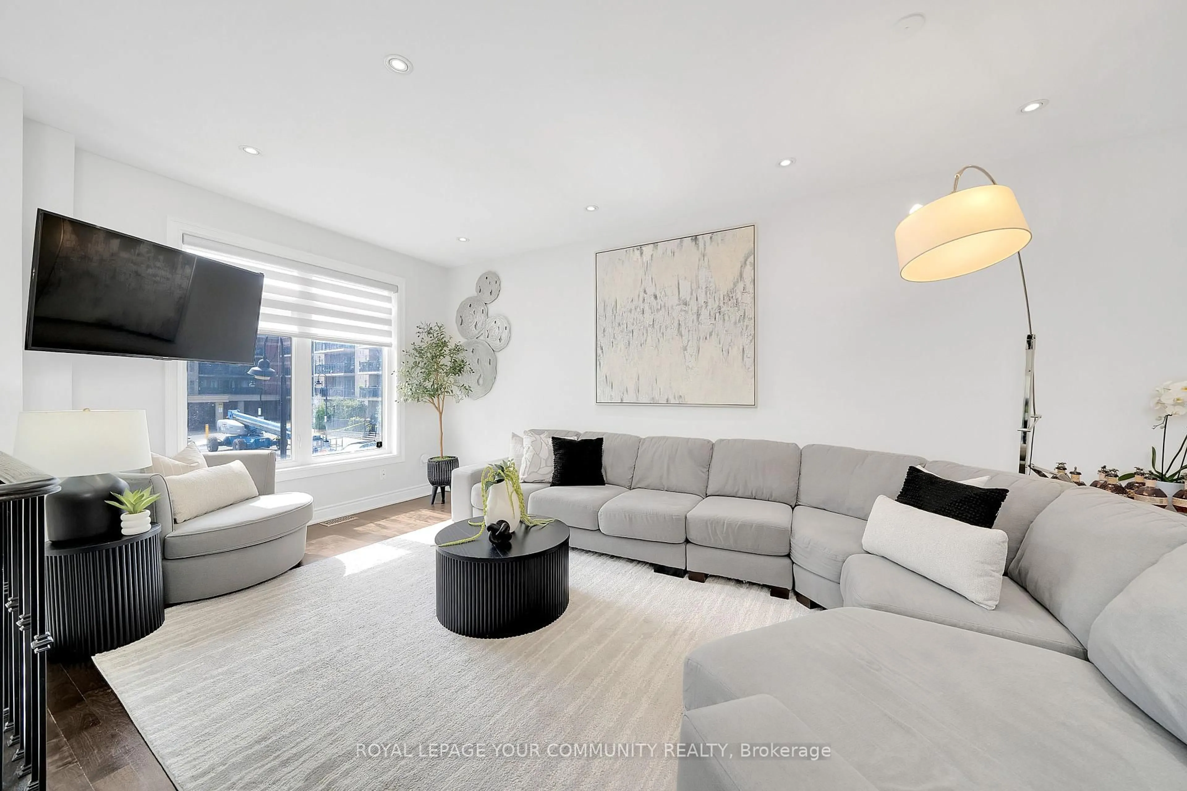 Living room with furniture, unknown for 8032 Kipling Ave #5, Vaughan Ontario L4L 2A1