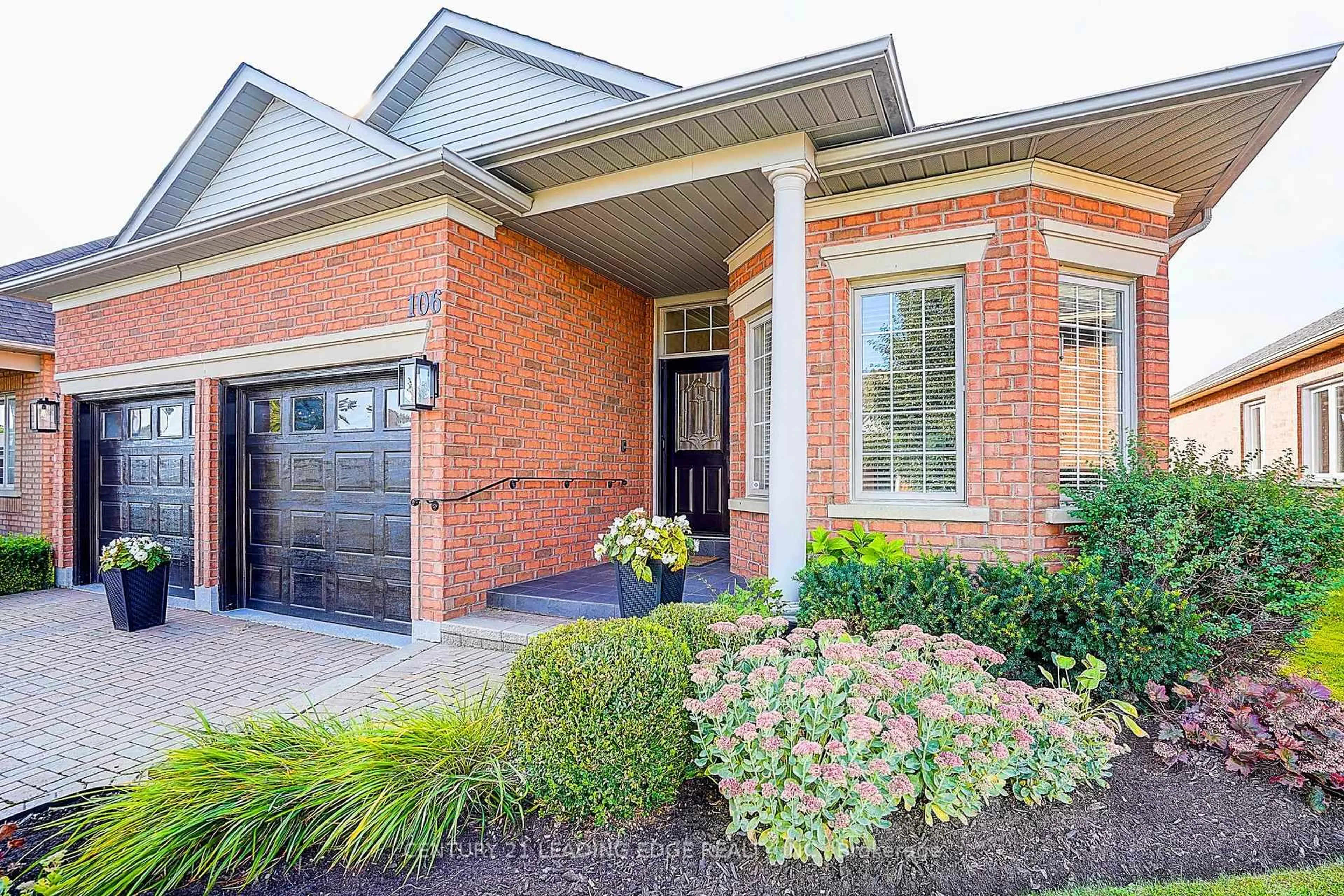 Home with brick exterior material, street for 106 COUPLES GALLERY, Whitchurch-Stouffville Ontario L4A 1M8