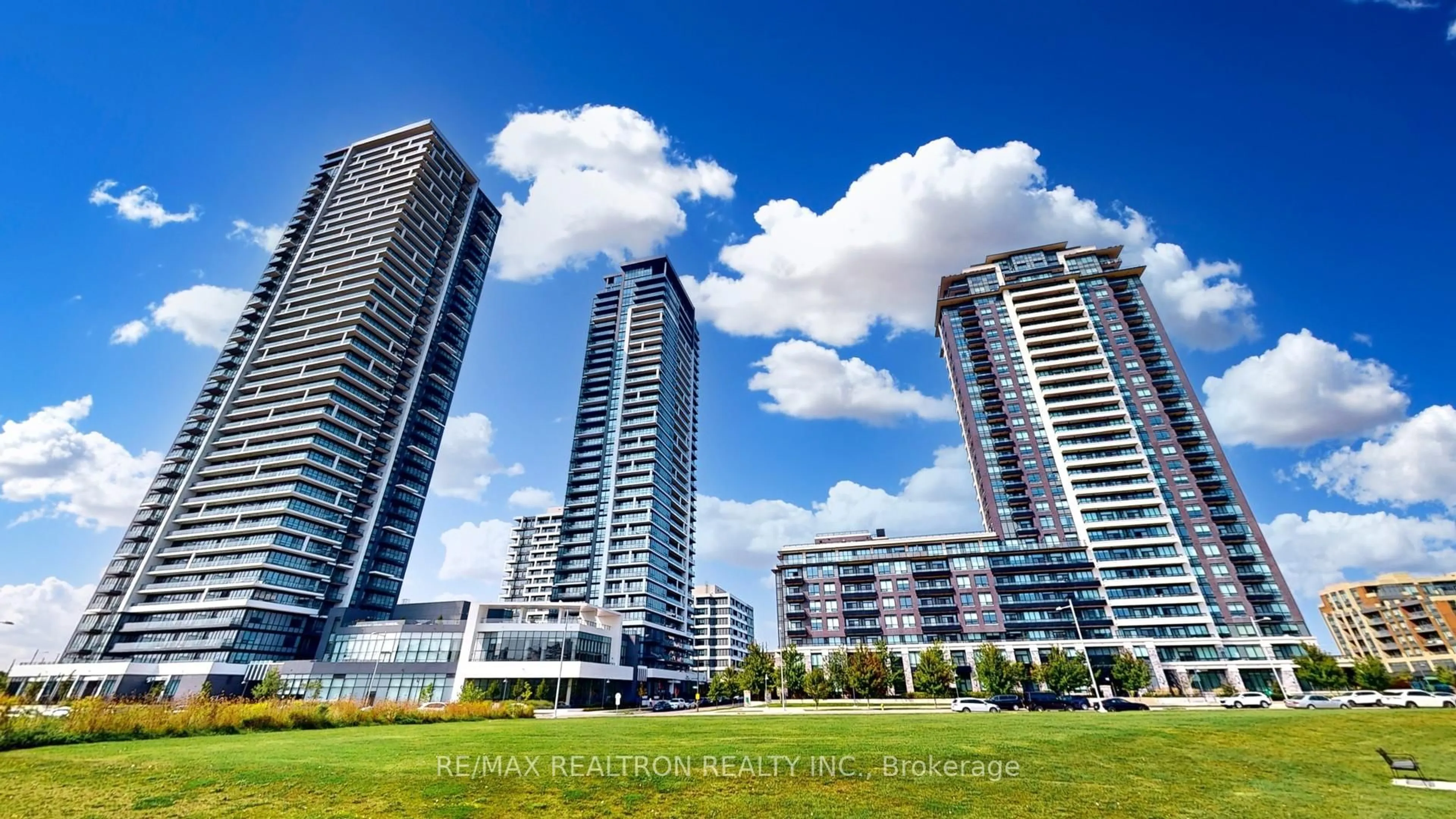 Blurry image for 15 Water Walk Dr #336, Markham Ontario L6G 0G2