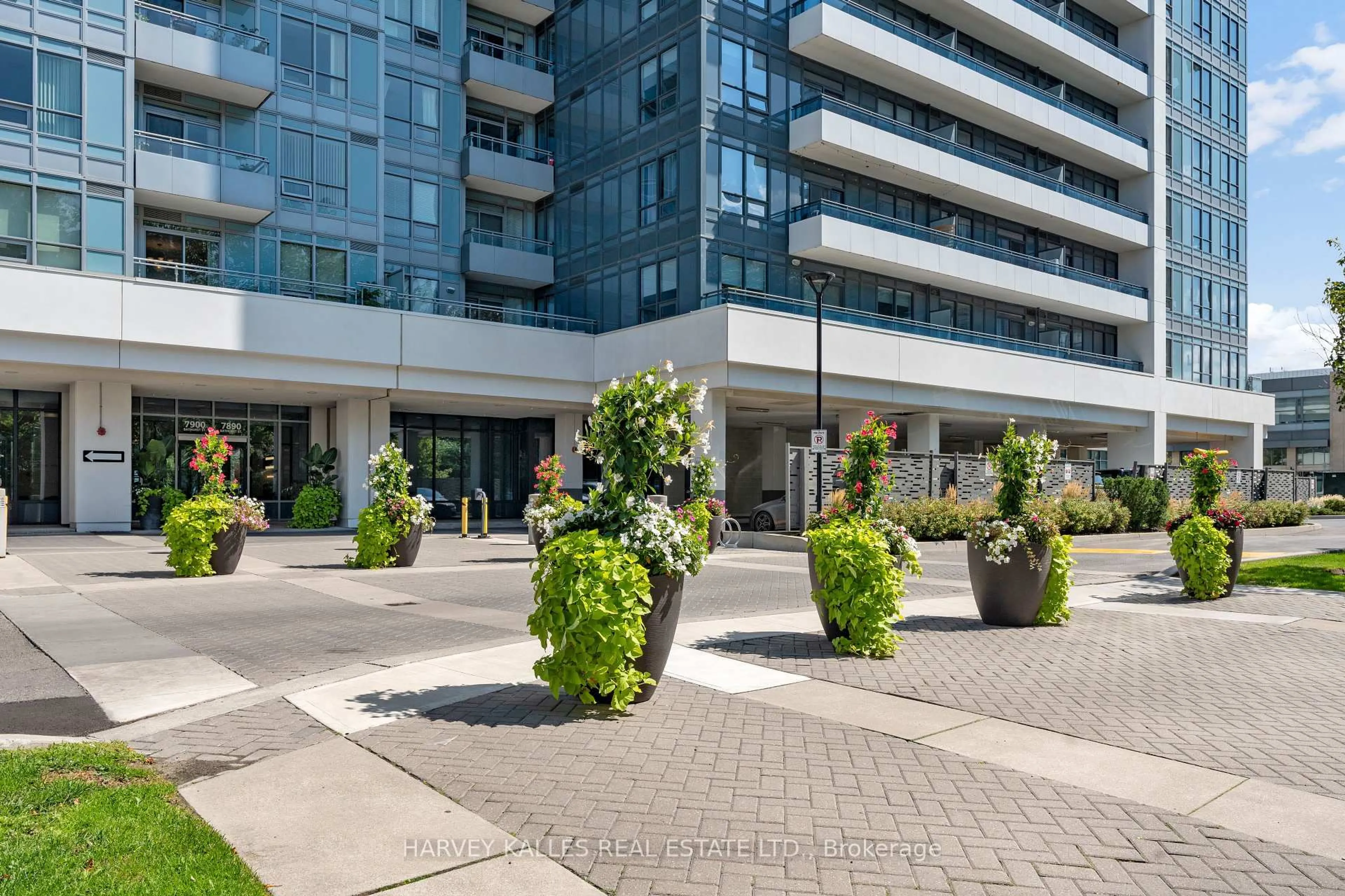 Patio, street for 7890 Bathurst St #2608, Vaughan Ontario L4J 0J9